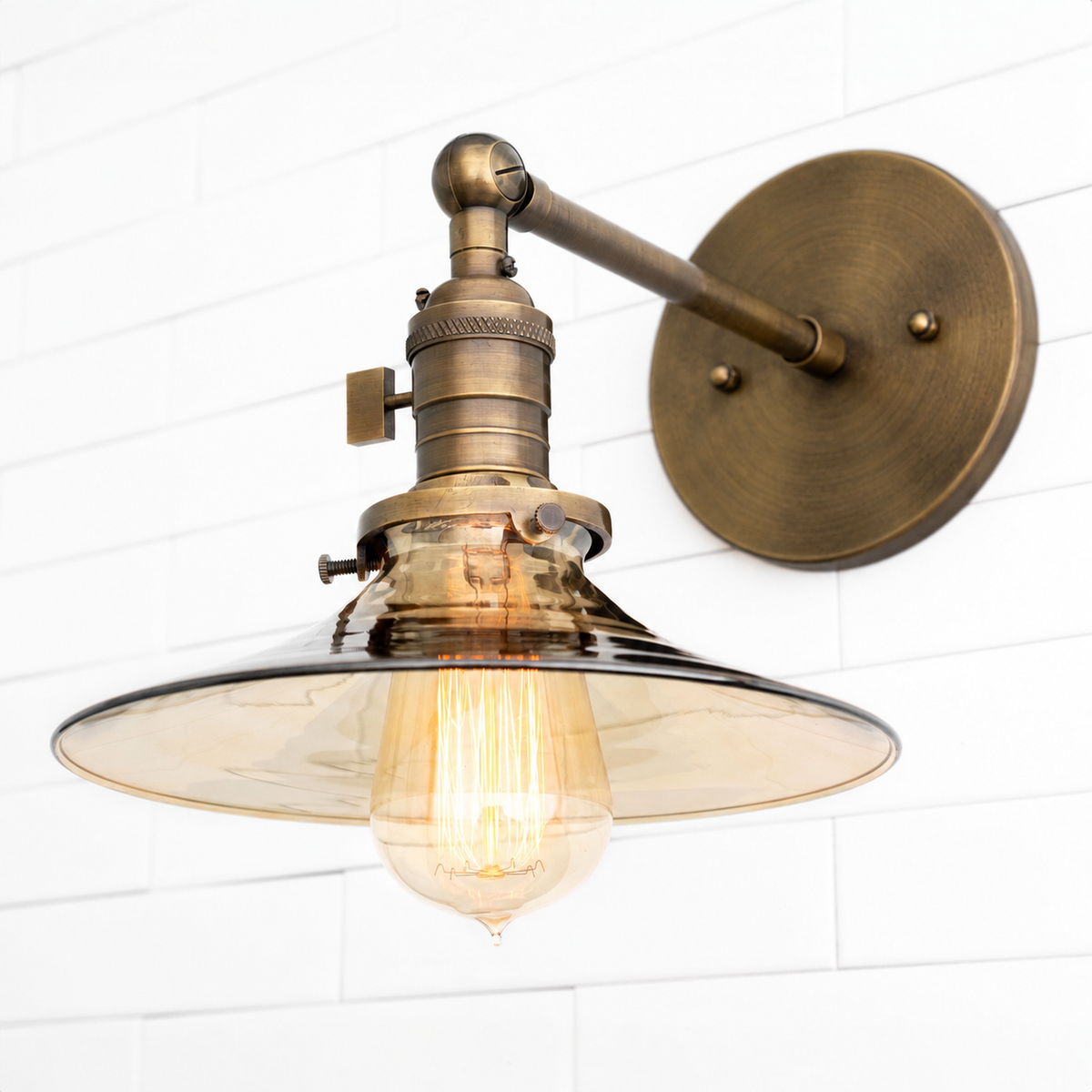 SCONCE MODEL NO. 3310 in Antique Brass