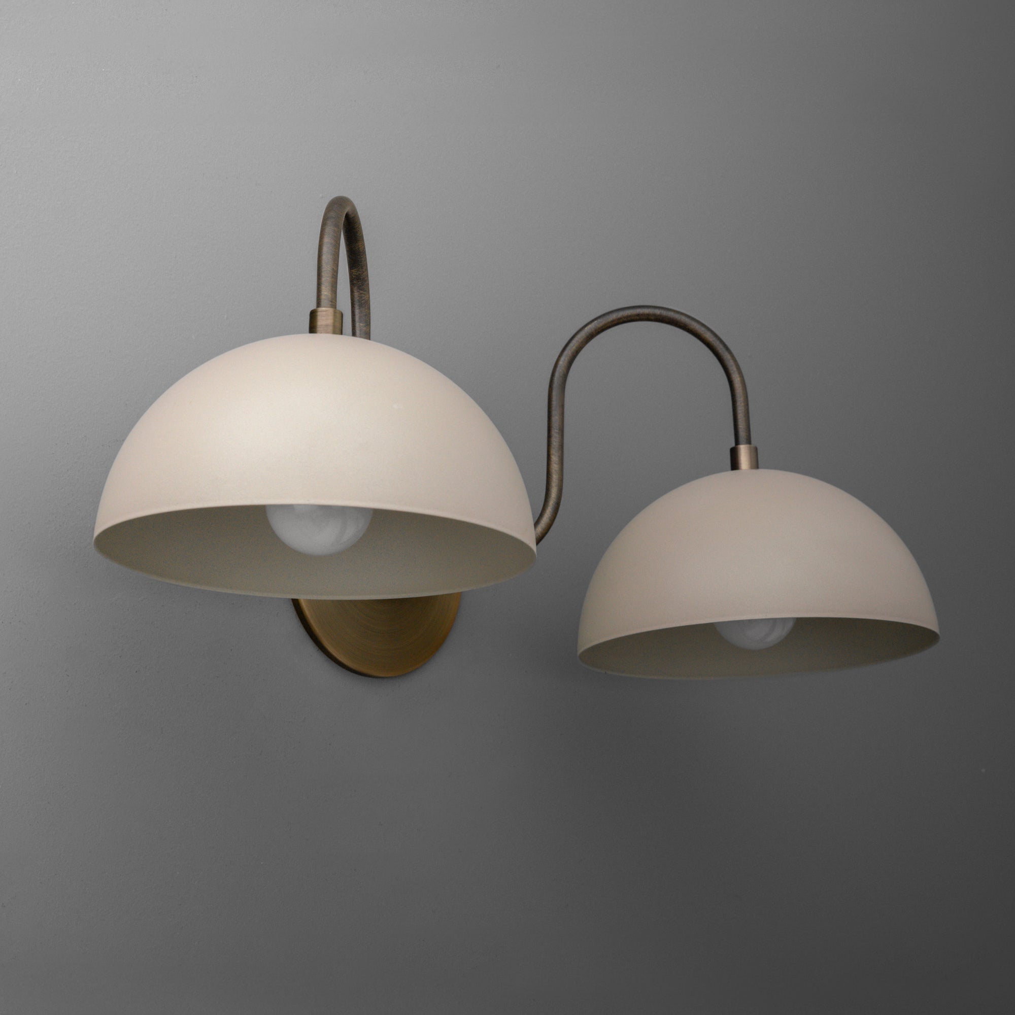 VANITY LIGHT MODEL NO. 9098