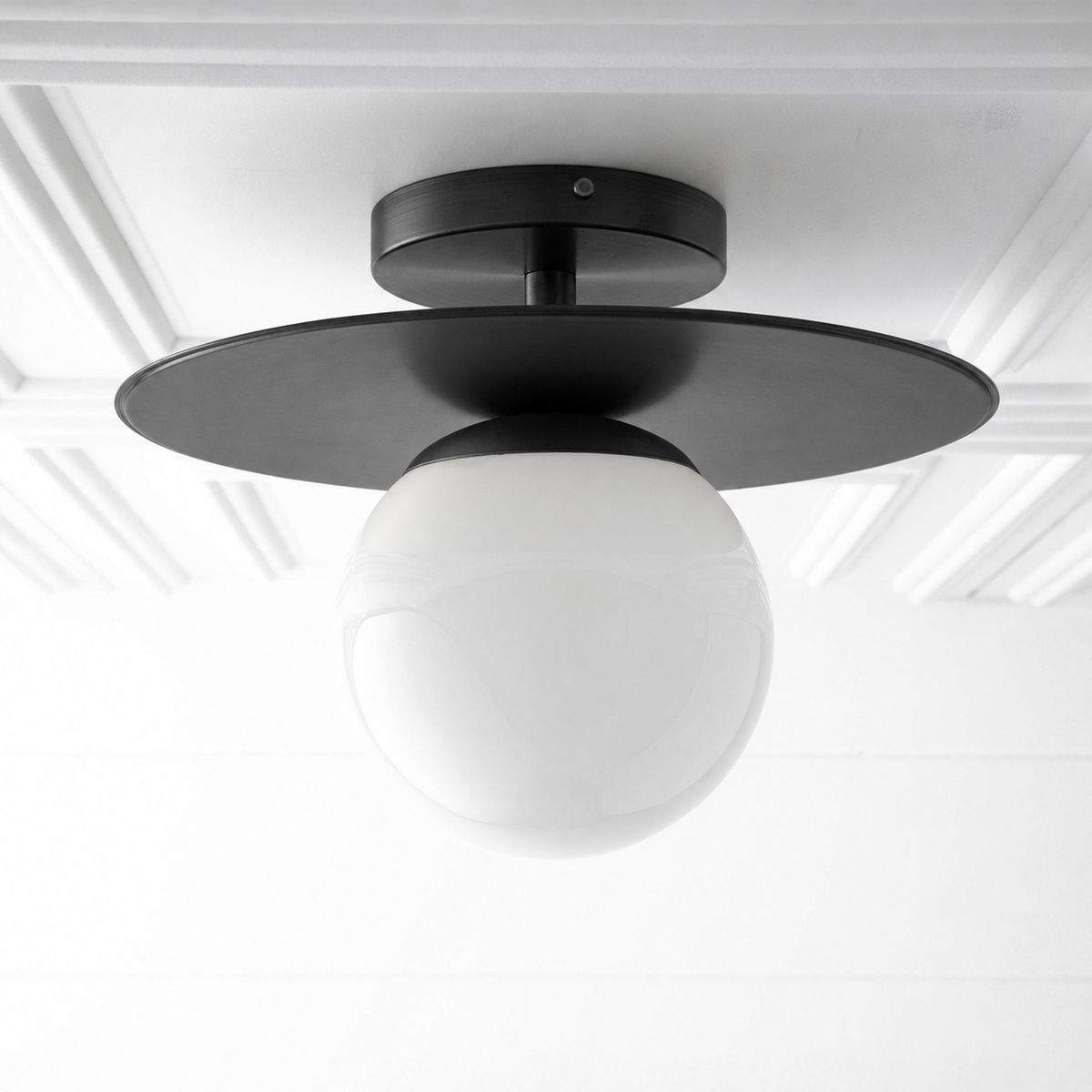 CEILING LIGHT MODEL NO. 7651 in Black