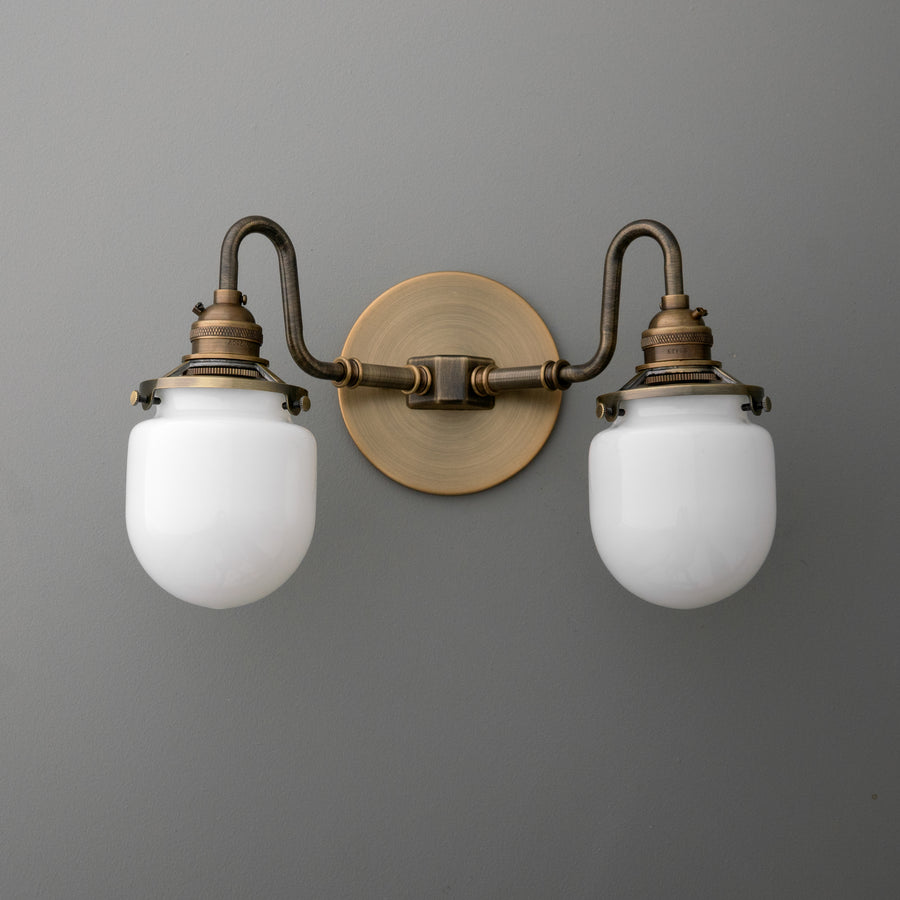 VANITY LIGHT MODEL NO. 4632
