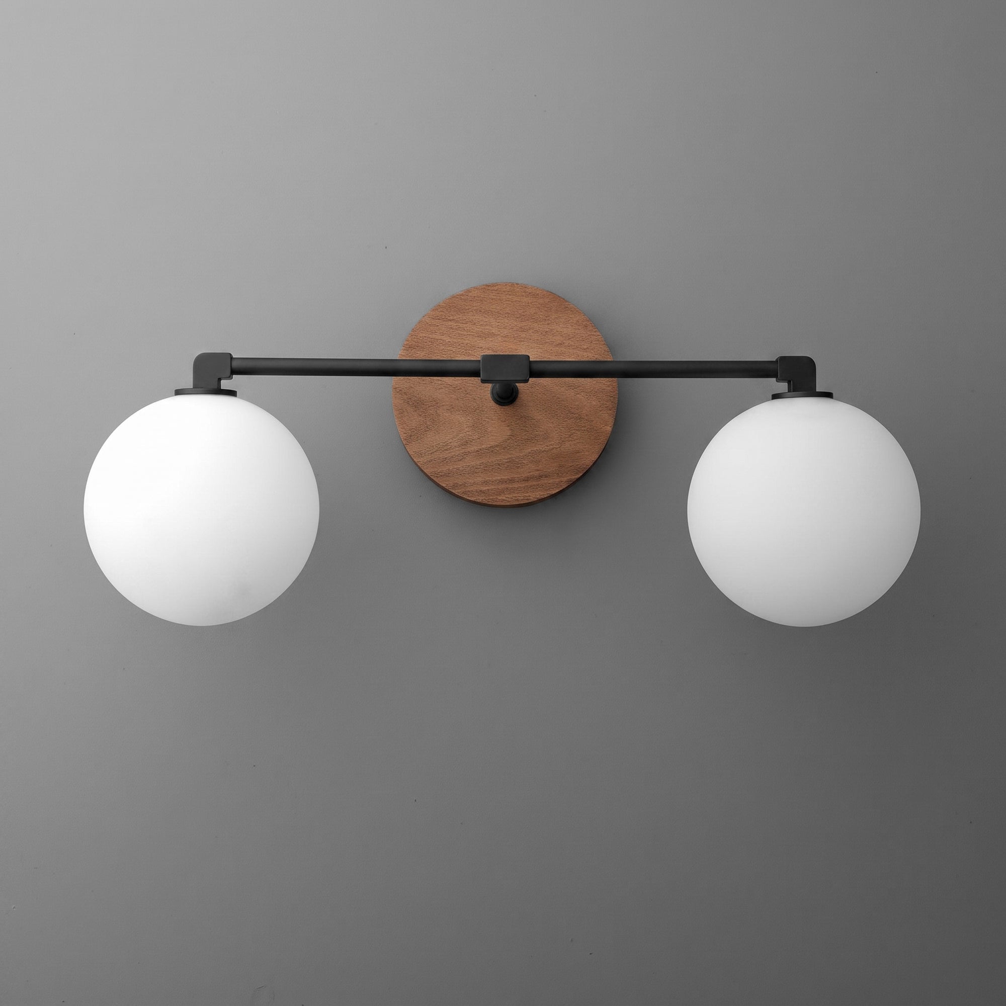 VANITY LIGHT MODEL NO. 1151