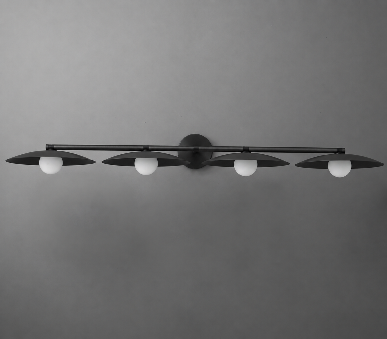 VANITY LIGHT MODEL NO. 1152