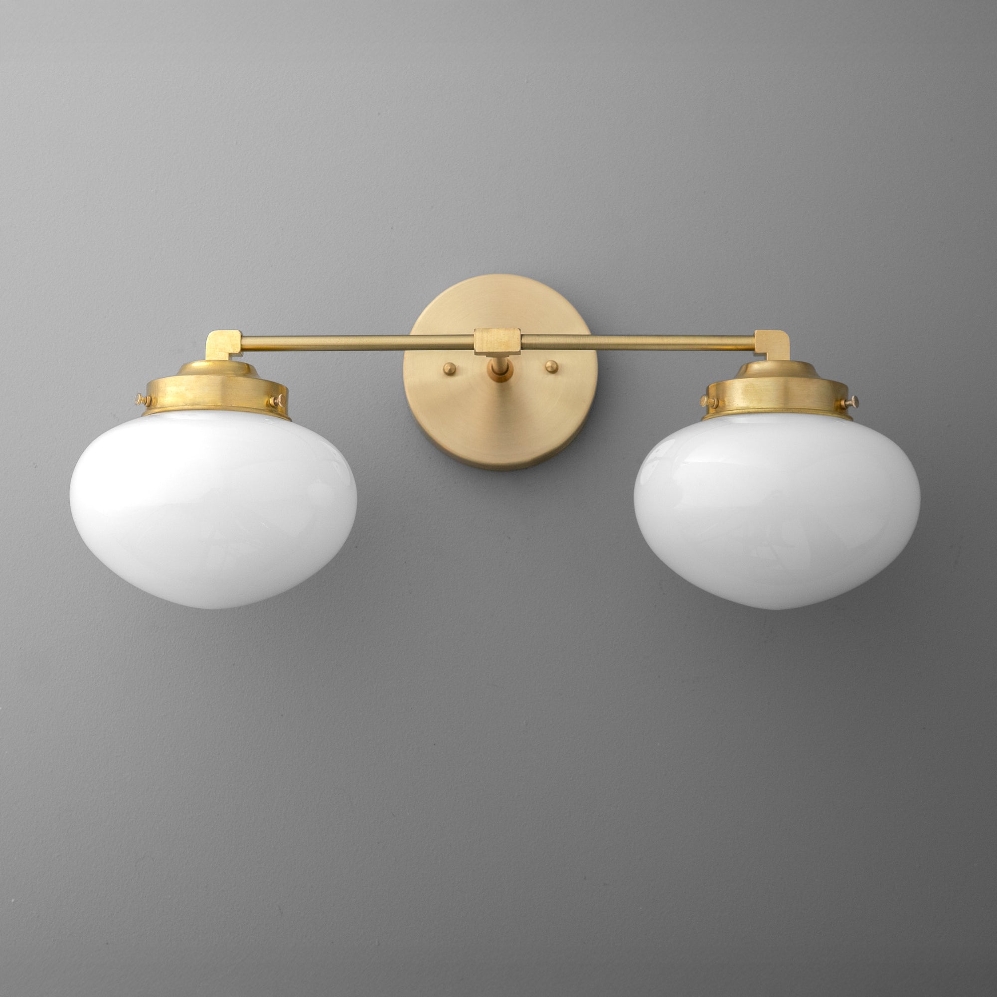 VANITY LIGHT MODEL NO. 1167
