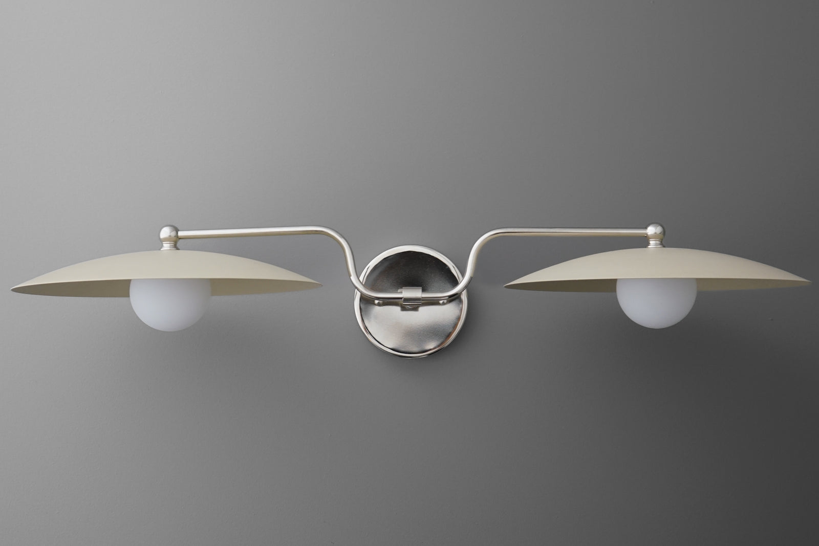 VANITY LIGHT MODEL NO. 1110