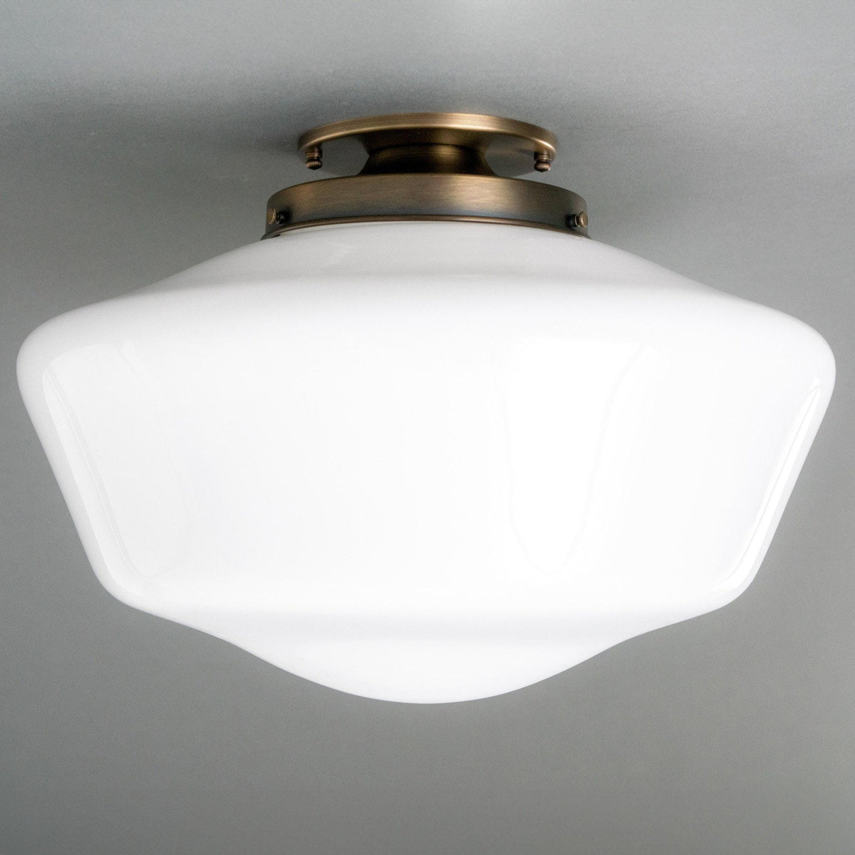 CEILING LIGHT MODEL NO. 9790