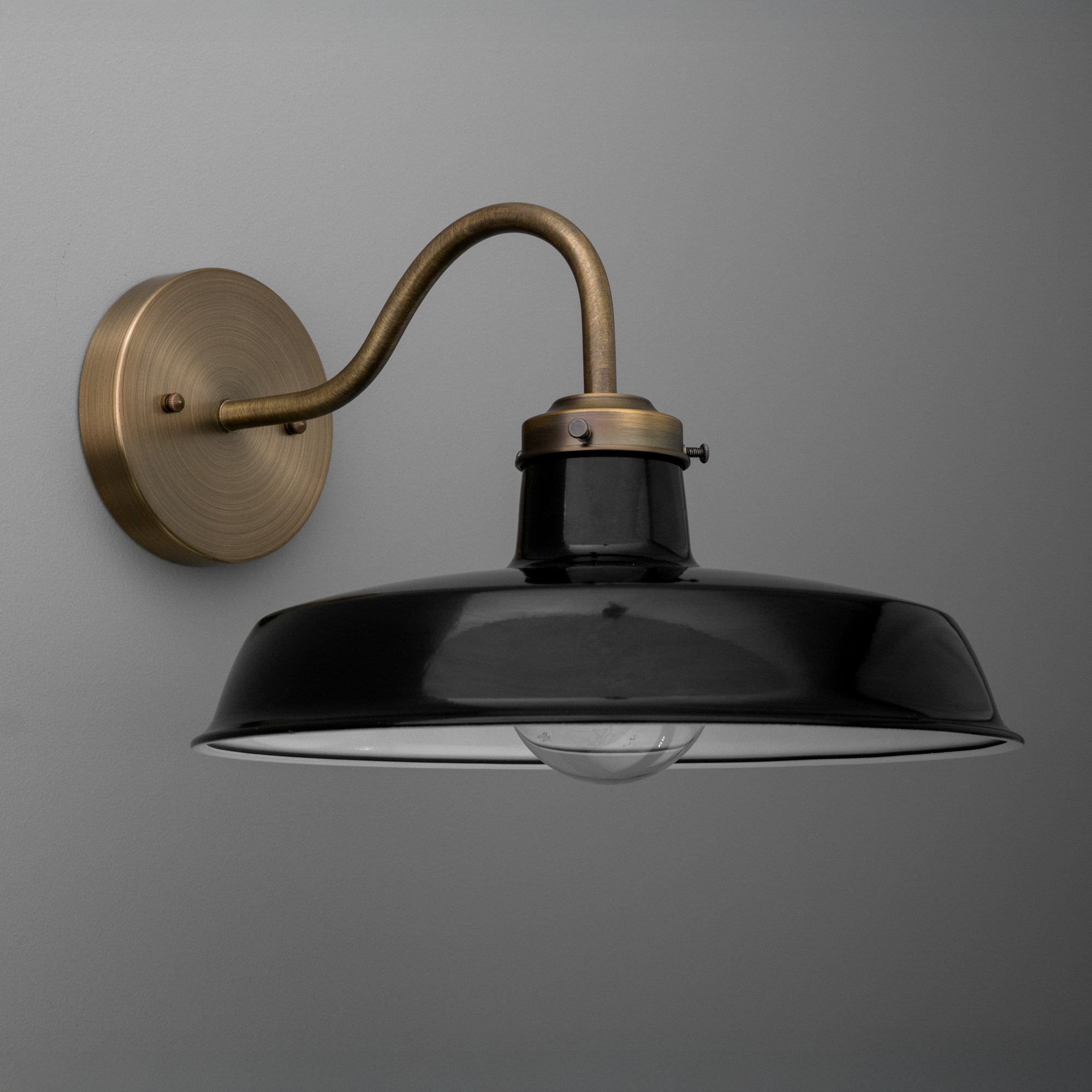 SCONCE MODEL NO. 5569