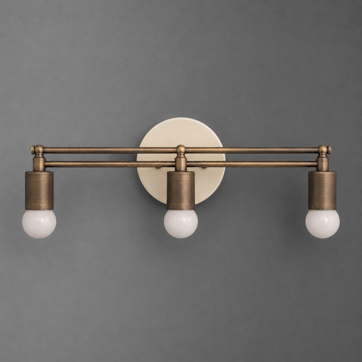 VANITY LIGHT MODEL NO. 8256