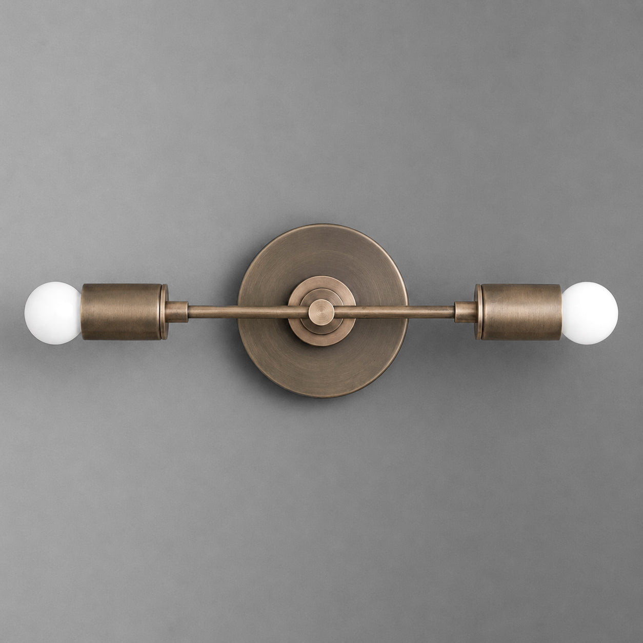 VANITY LIGHT MODEL NO. 8057