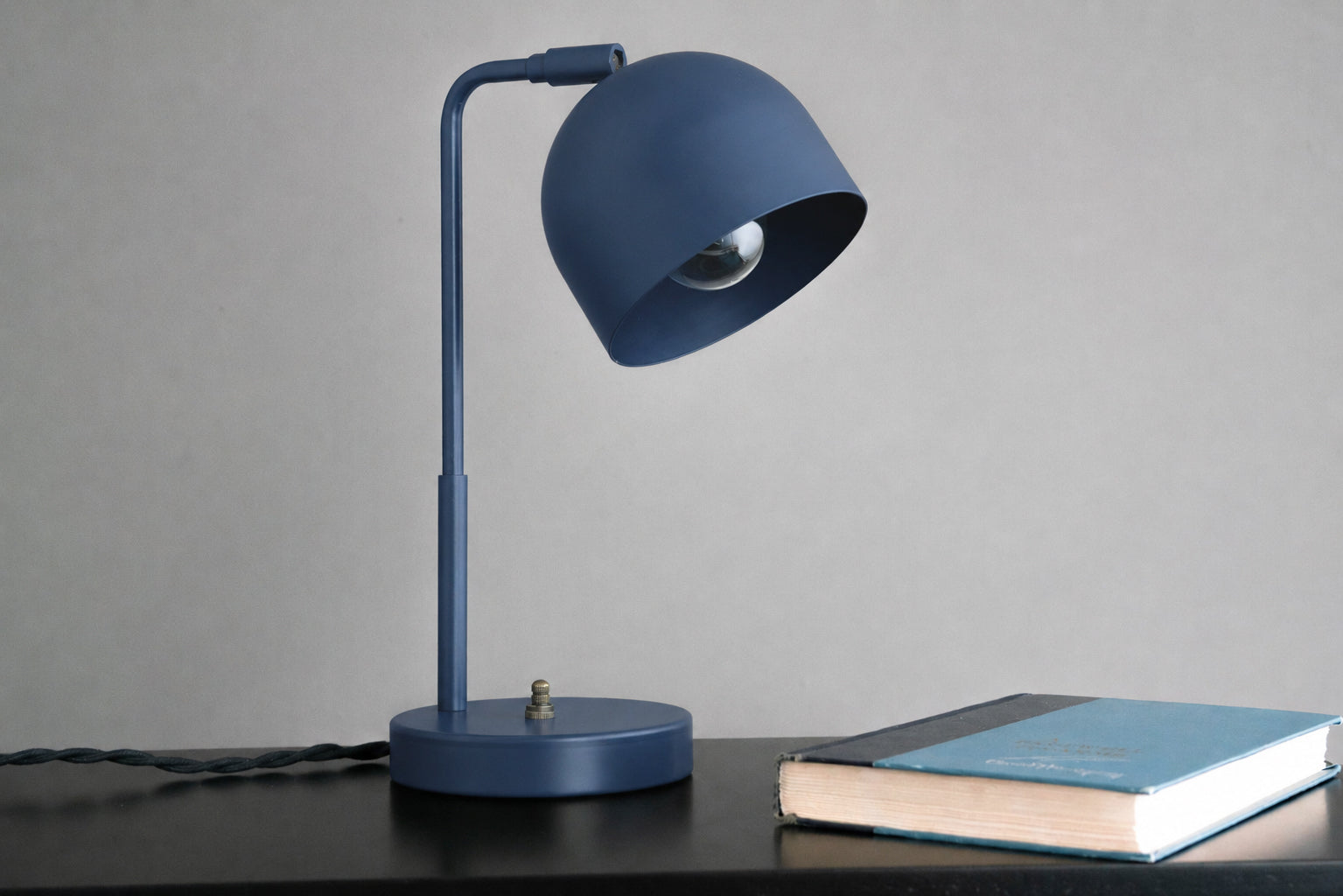 TABLE LAMP MODEL NO. 2351