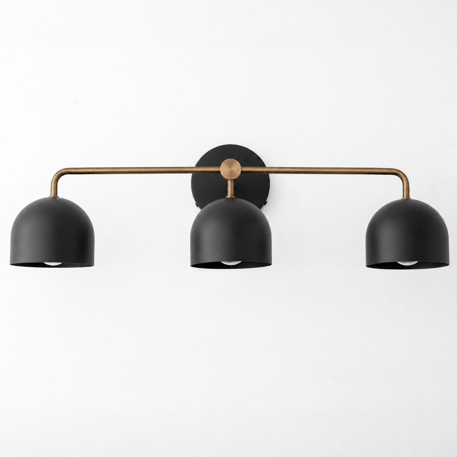 VANITY LIGHT MODEL NO. 7456 in Antique Brass