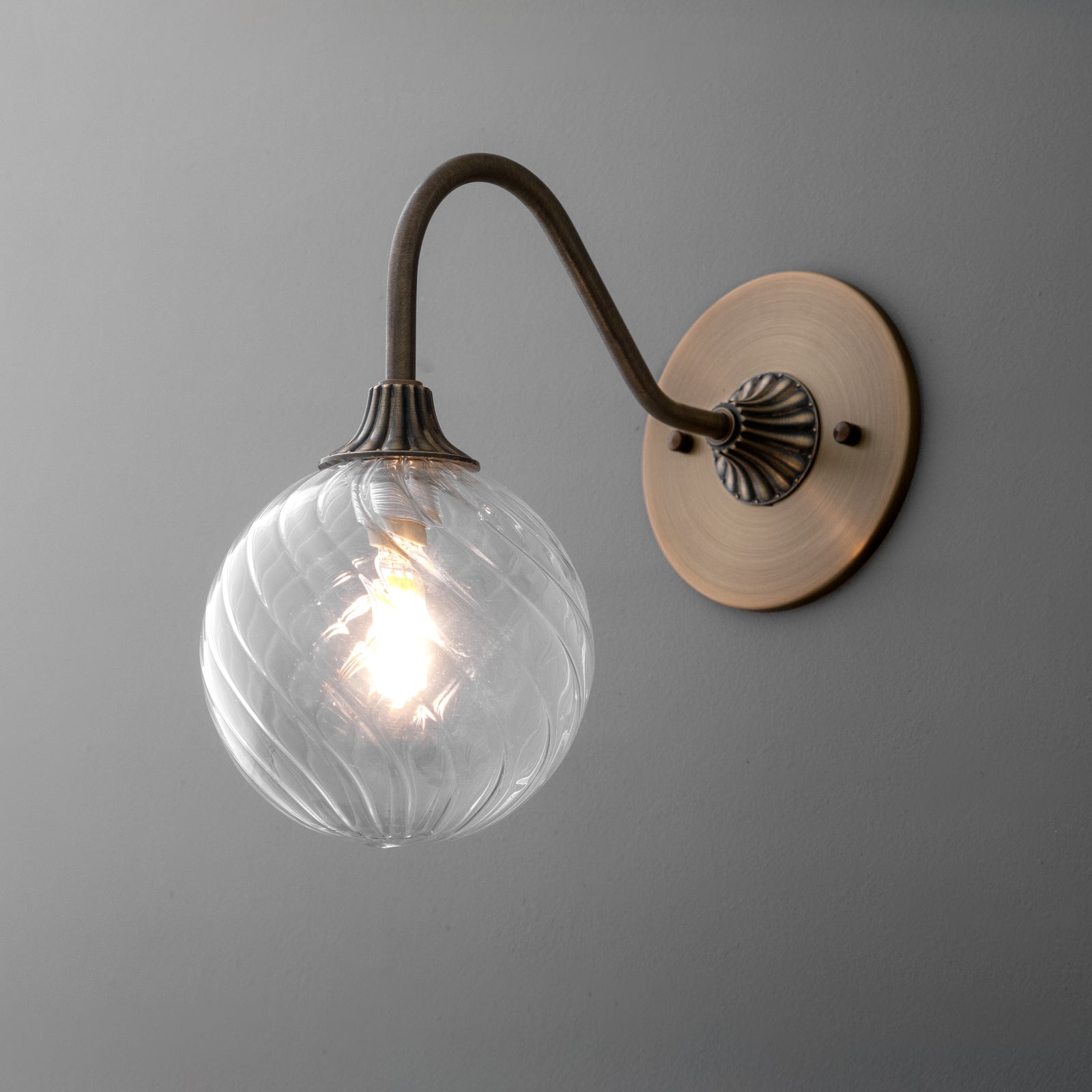 SCONCE MODEL NO. 1010