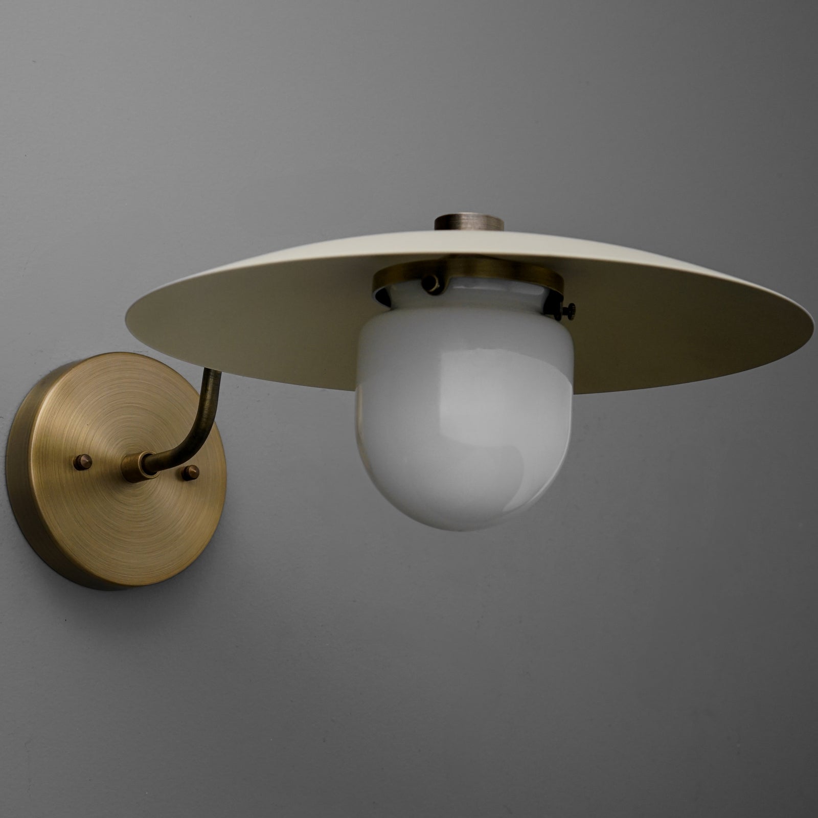 SCONCE MODEL NO. 9307