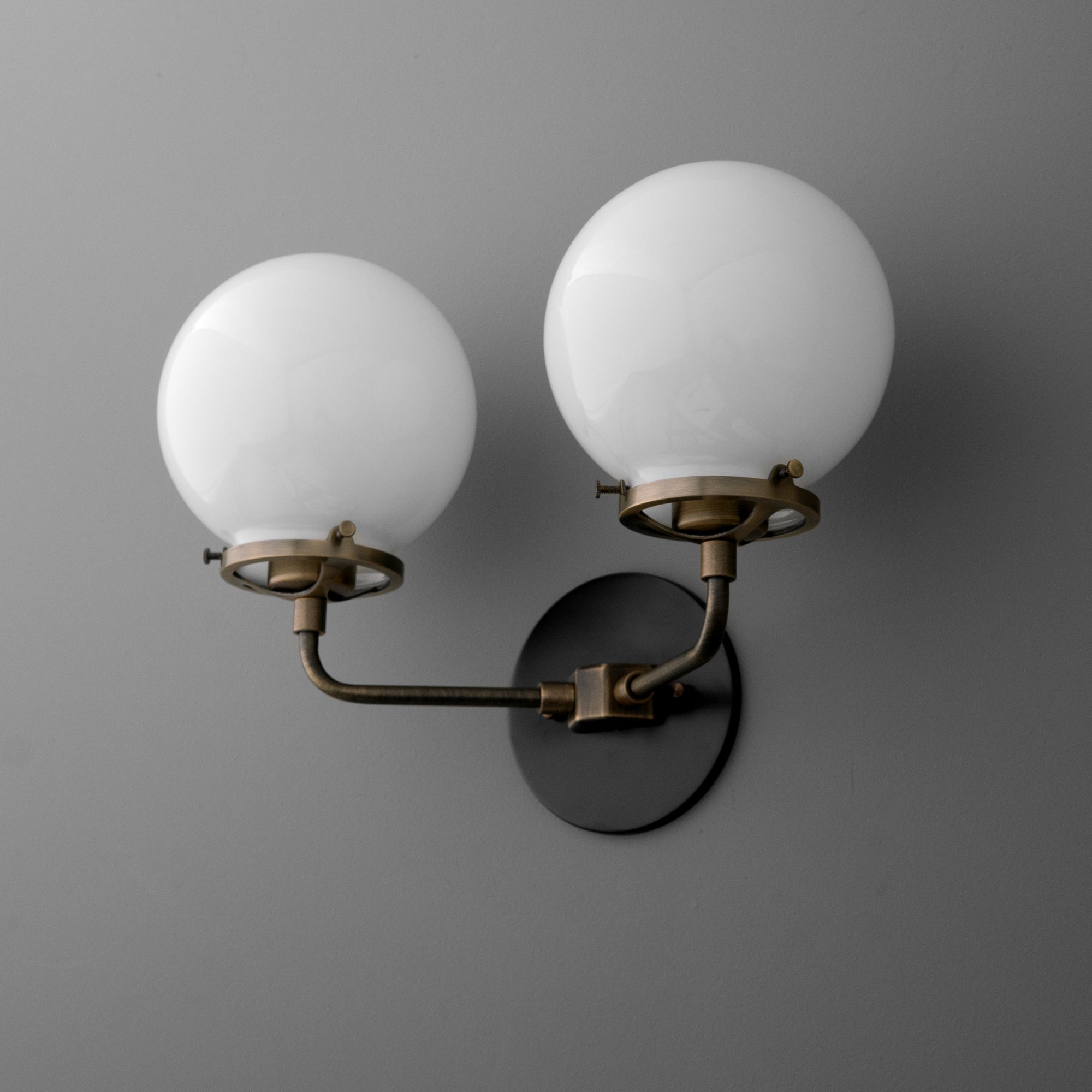 SCONCE MODEL NO. 9912