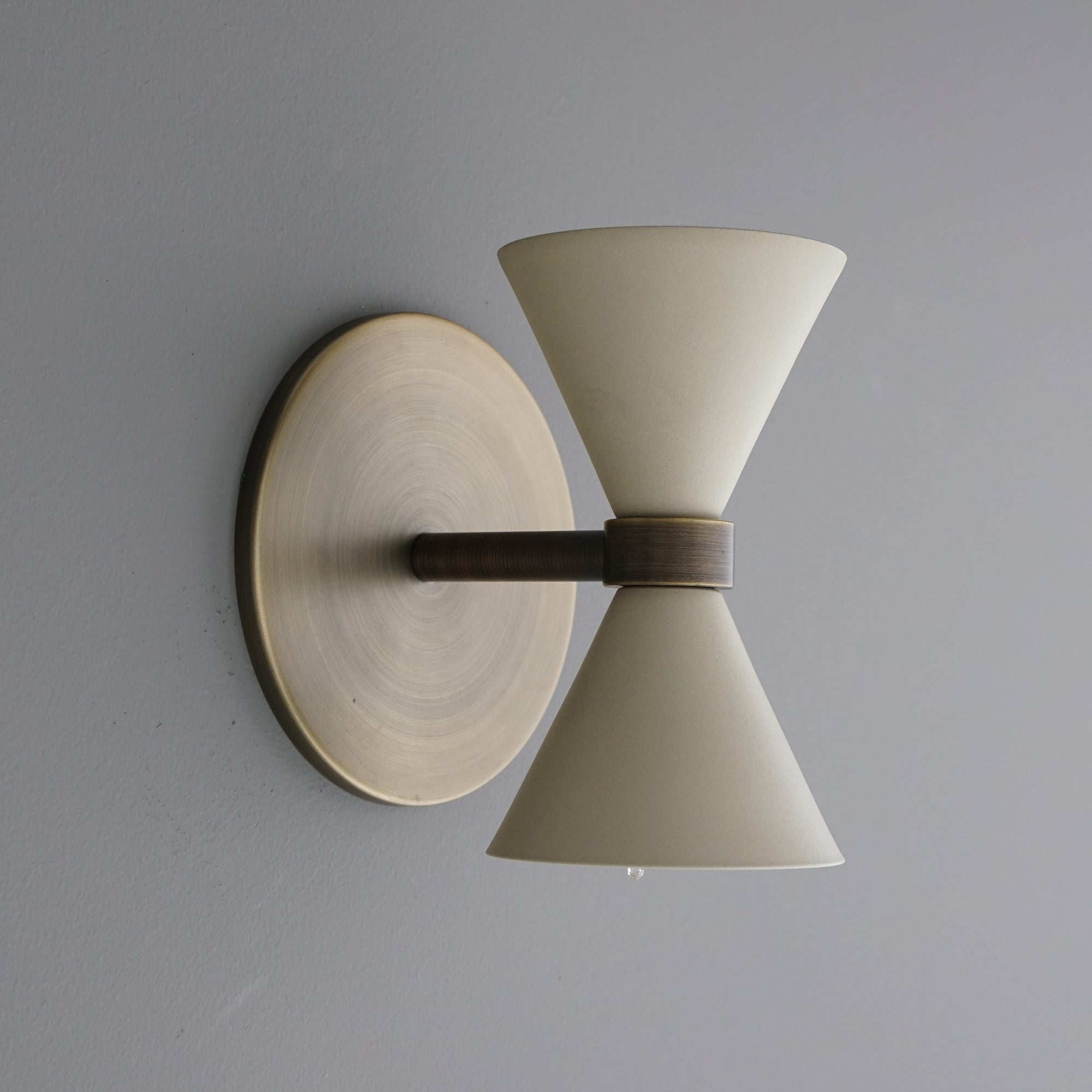 SCONCE MODEL NO. 5143