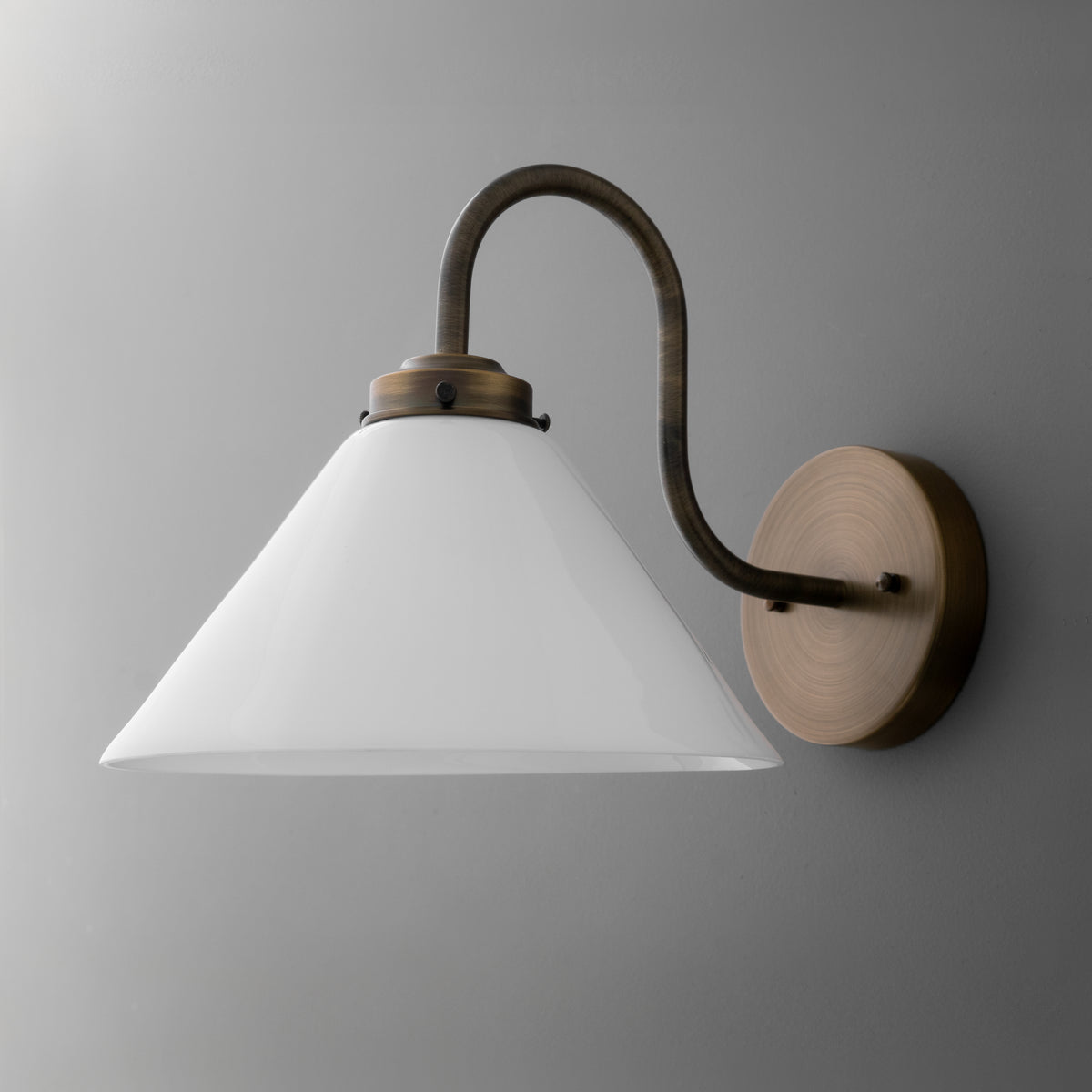SCONCE MODEL NO. 1016