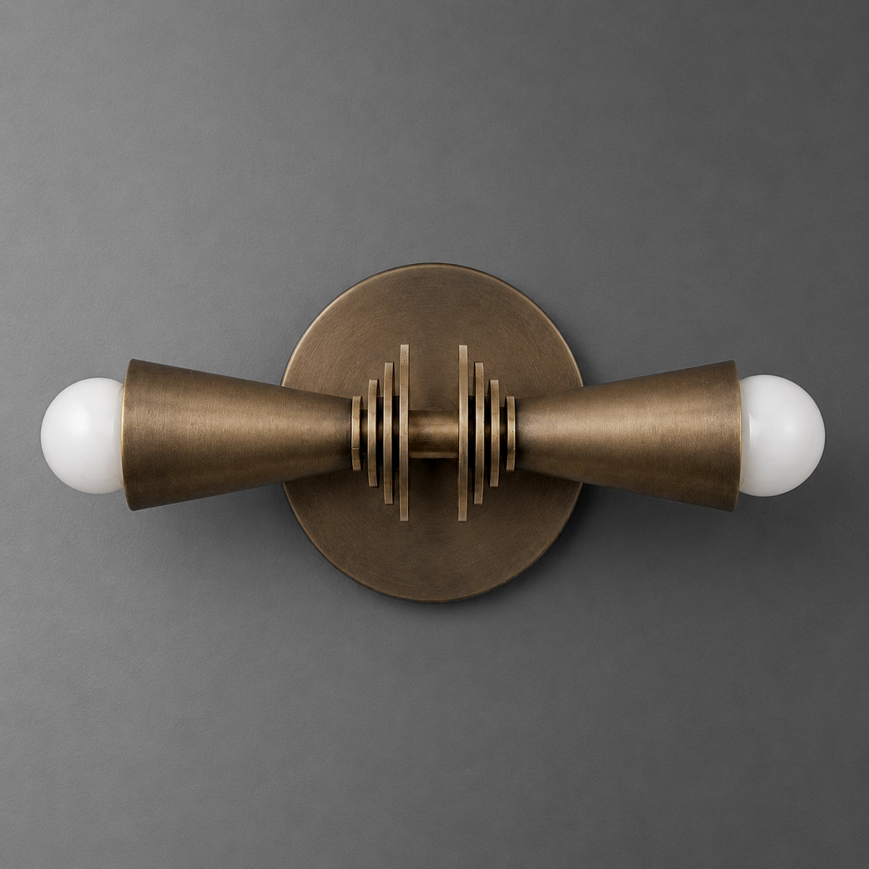 VANITY LIGHT MODEL NO. 6934