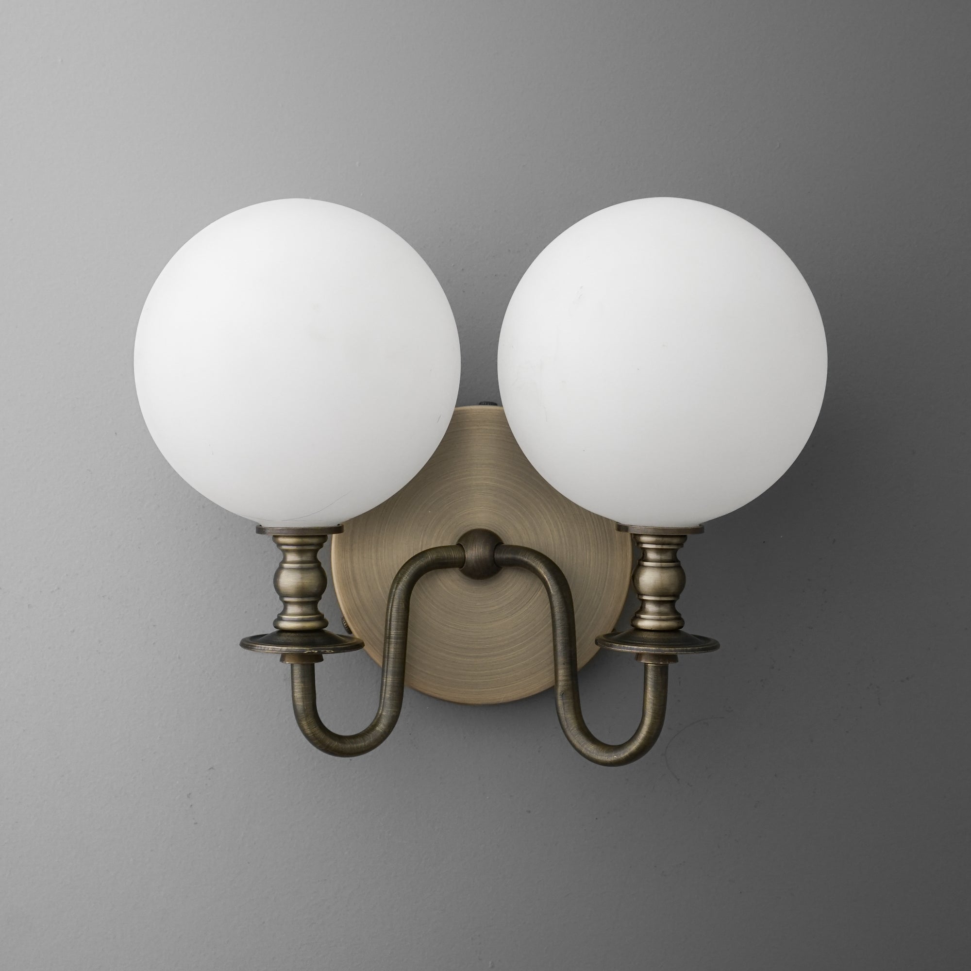 SCONCE MODEL NO. 0405
