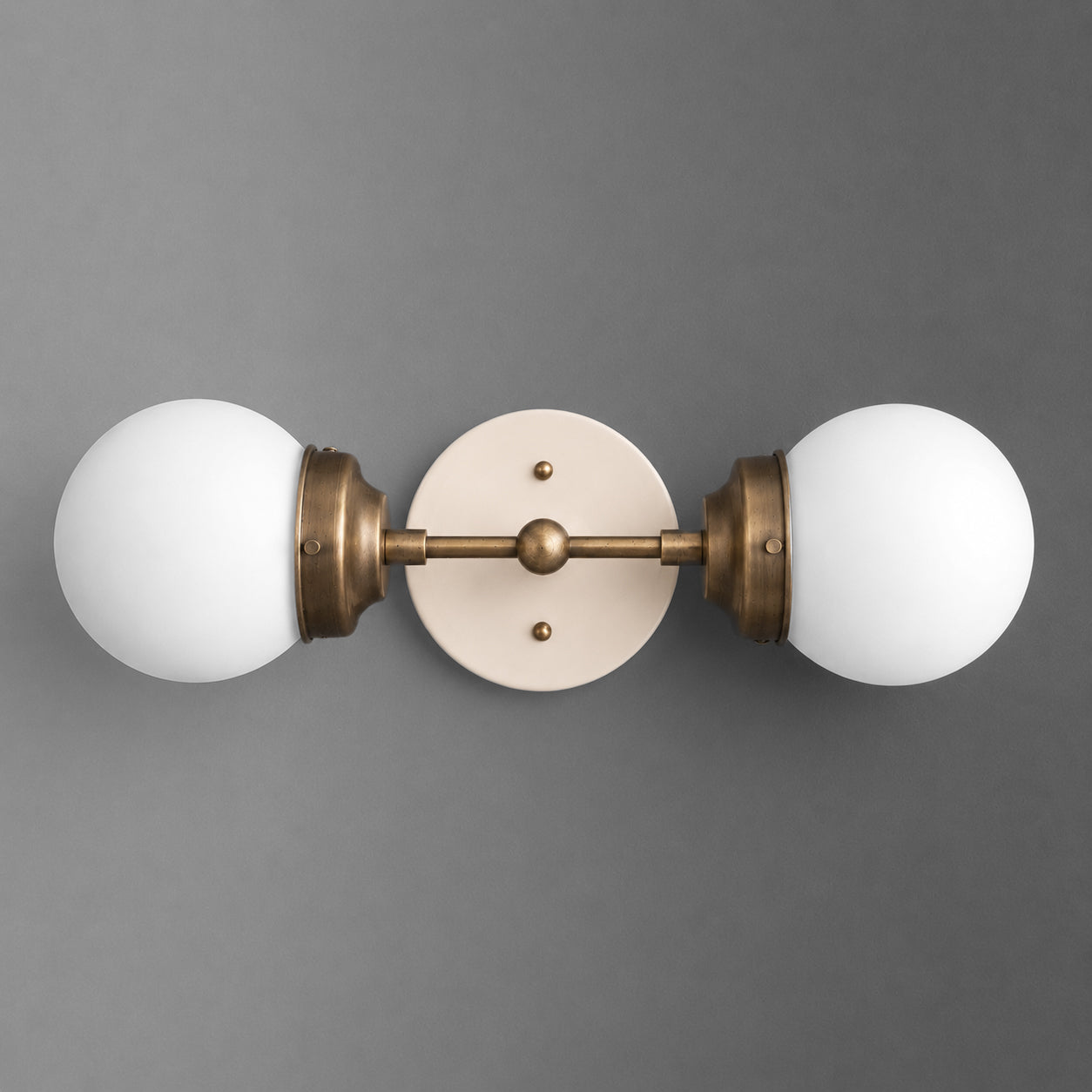 VANITY LIGHT MODEL NO. 2599