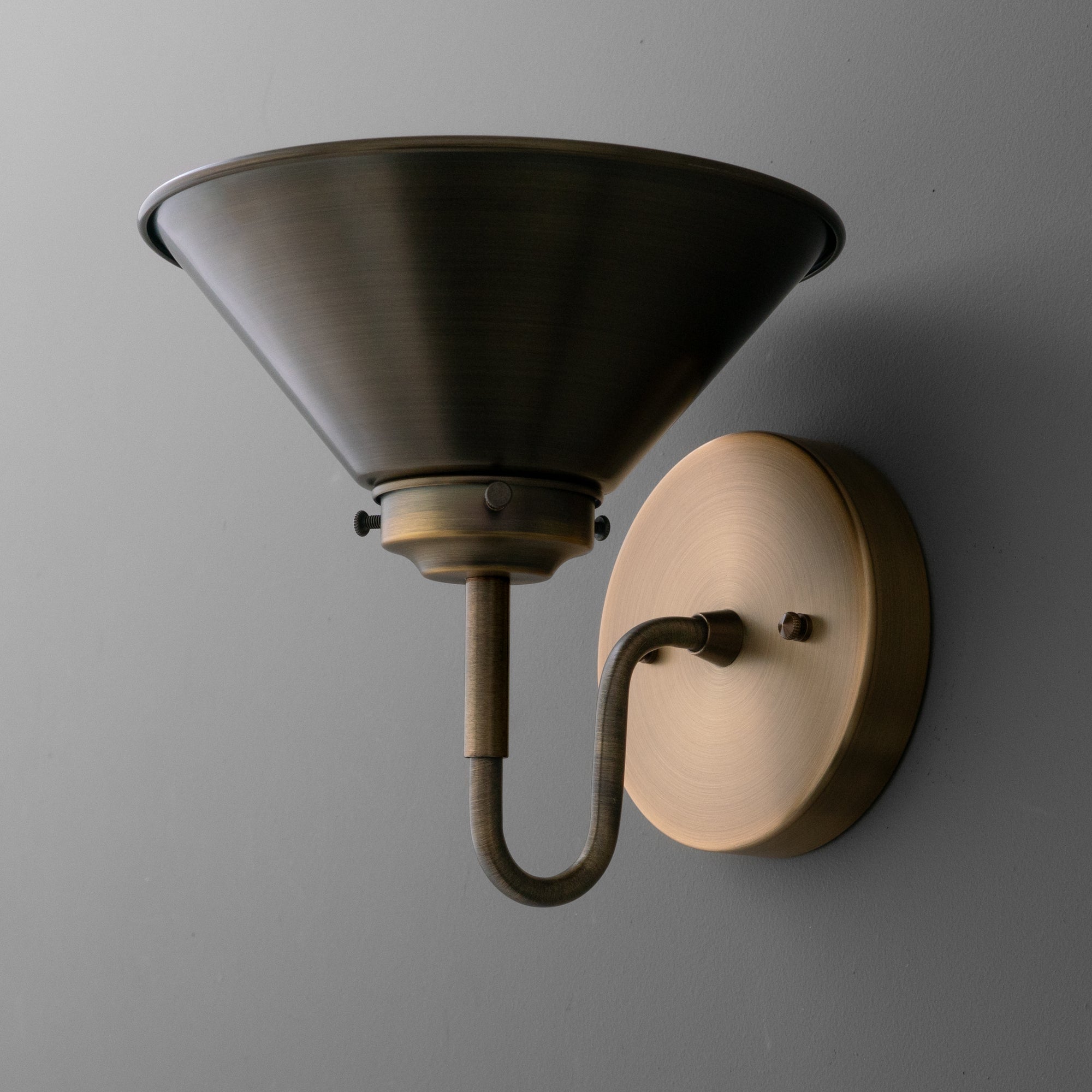 SCONCE MODEL NO. 0085