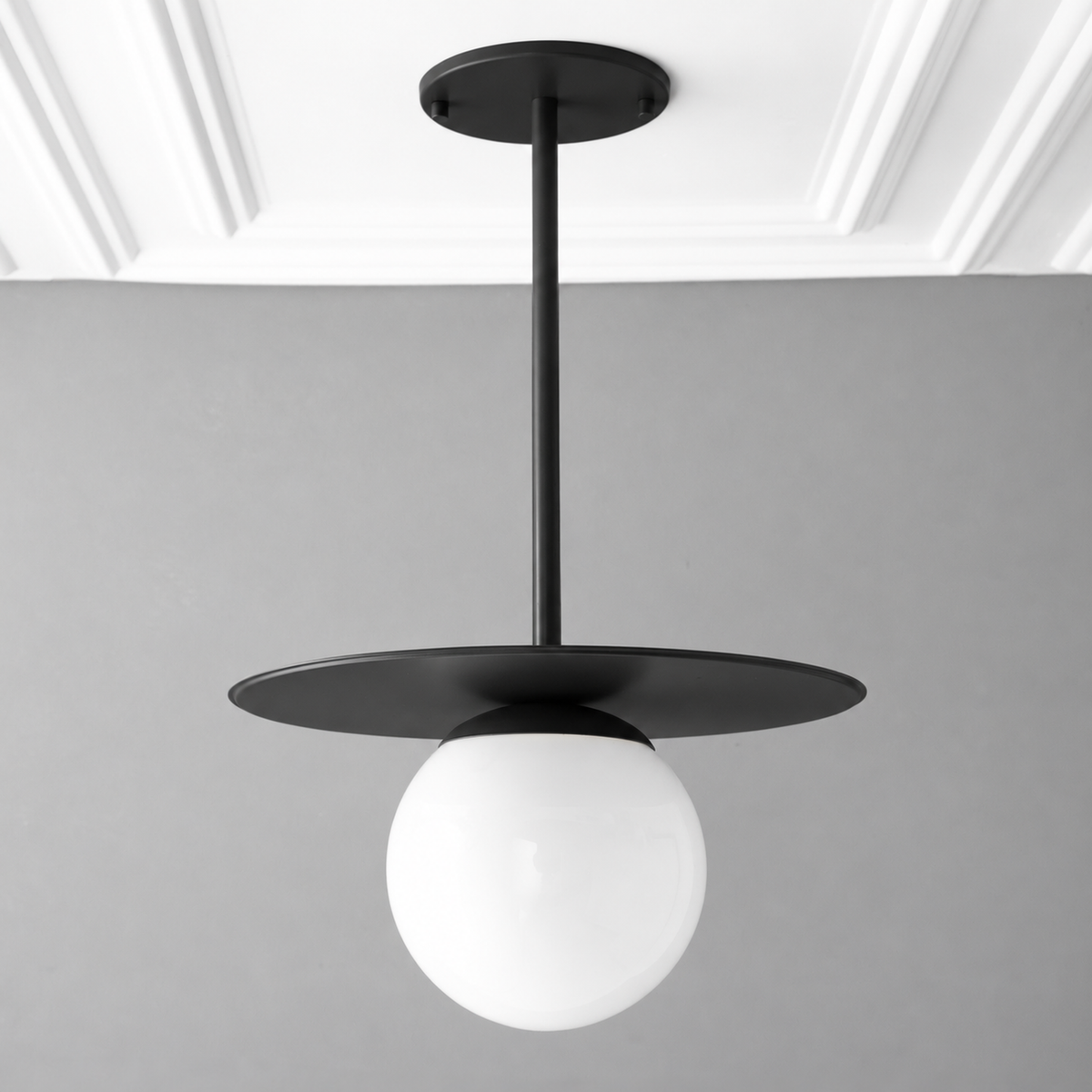 PENDANT MODEL NO. 8548 in Black