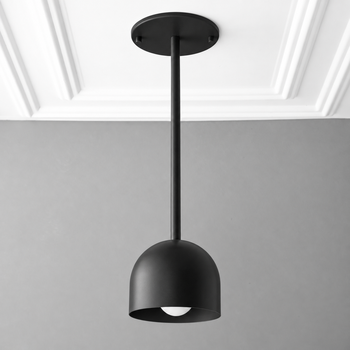 PENDANT MODEL NO. 4745 in Black