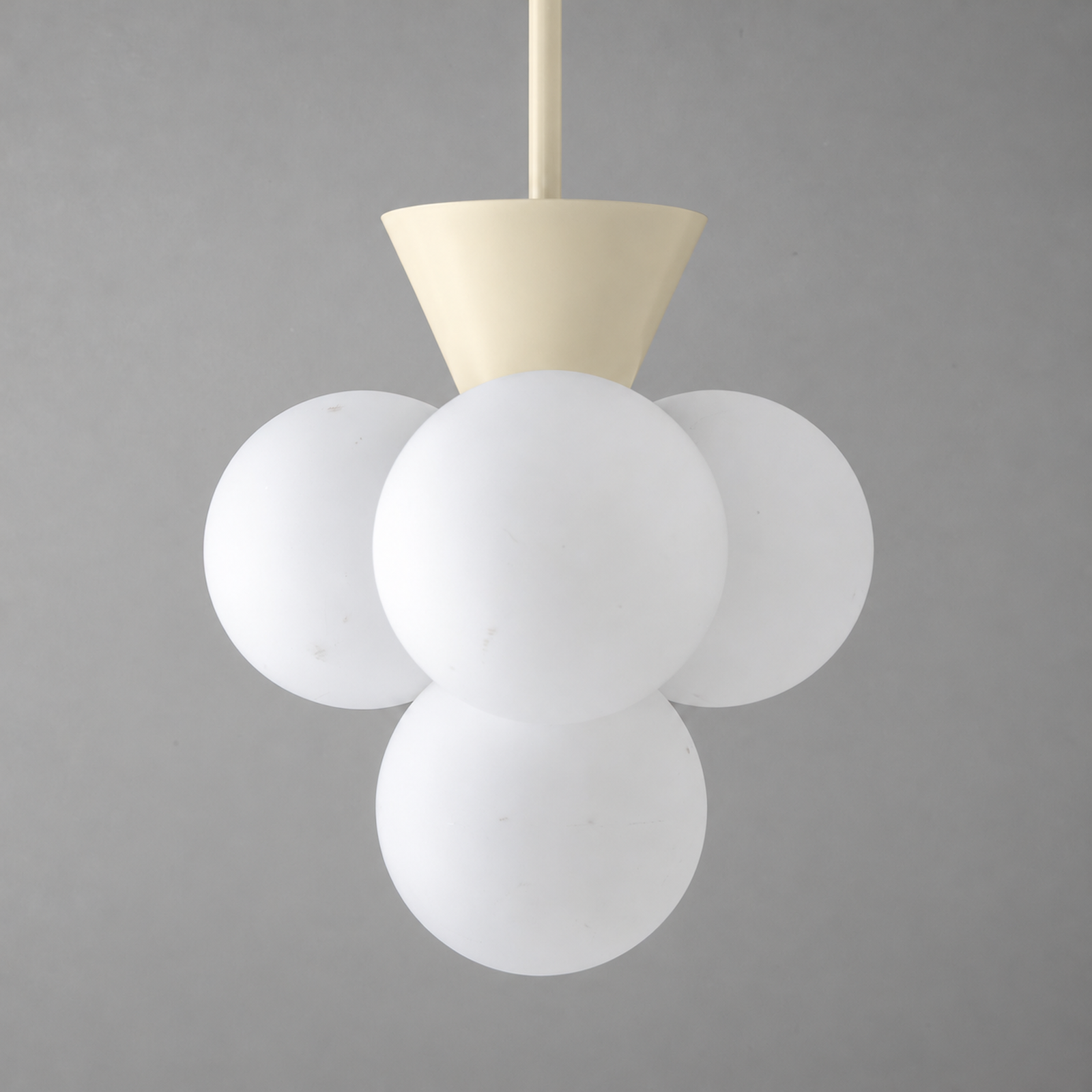 CHANDELIER MODEL NO. 9834 in Cream