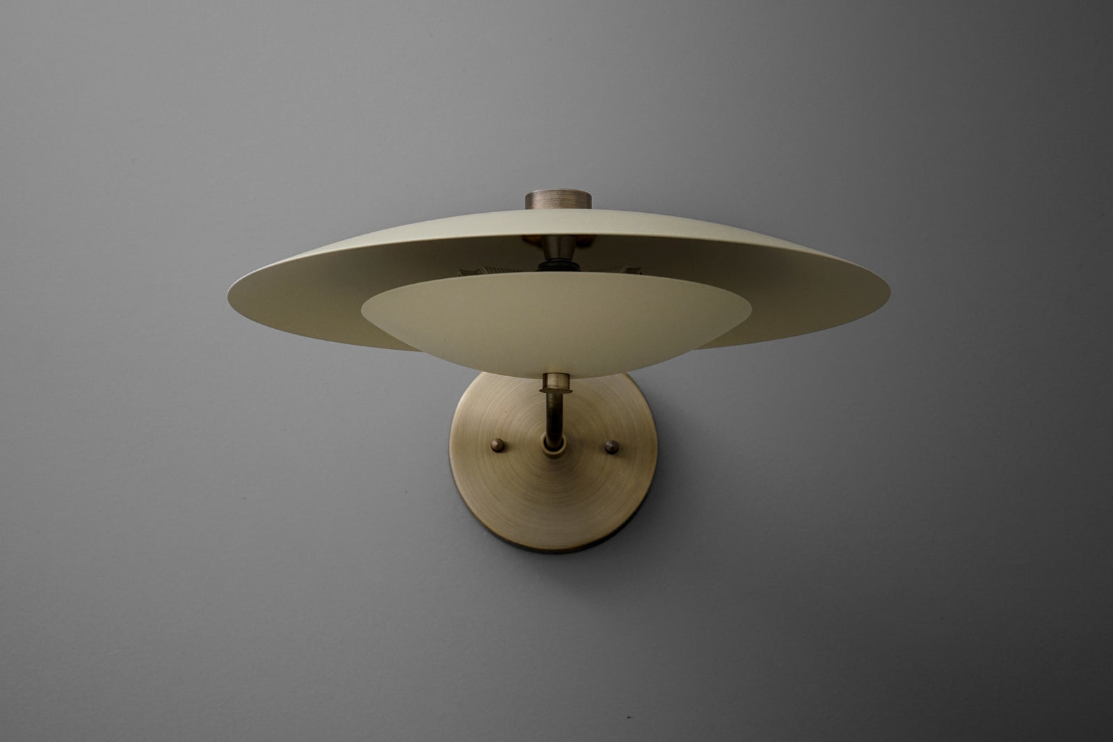SCONCE MODEL NO. 1581