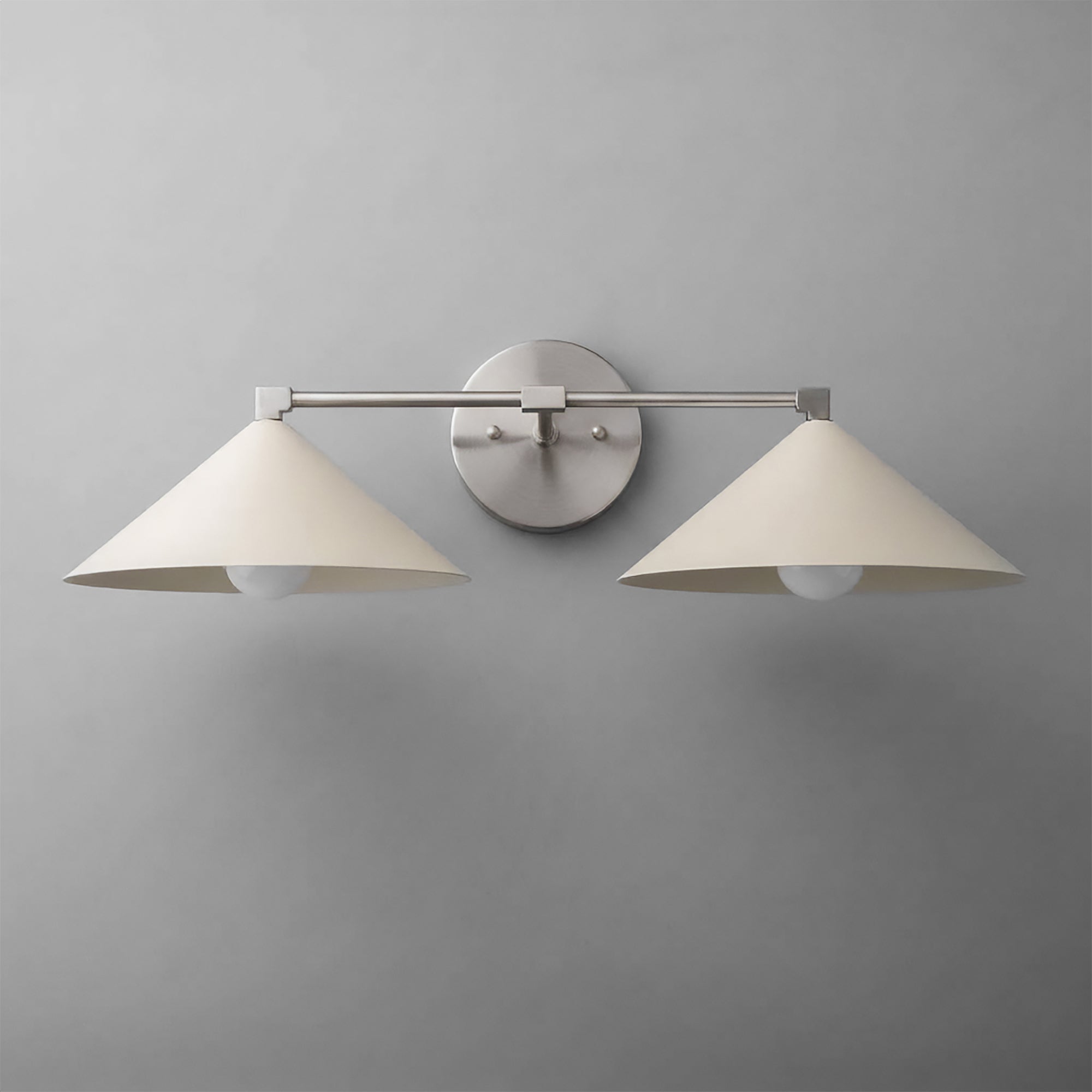 VANITY LIGHT MODEL NO. 1185