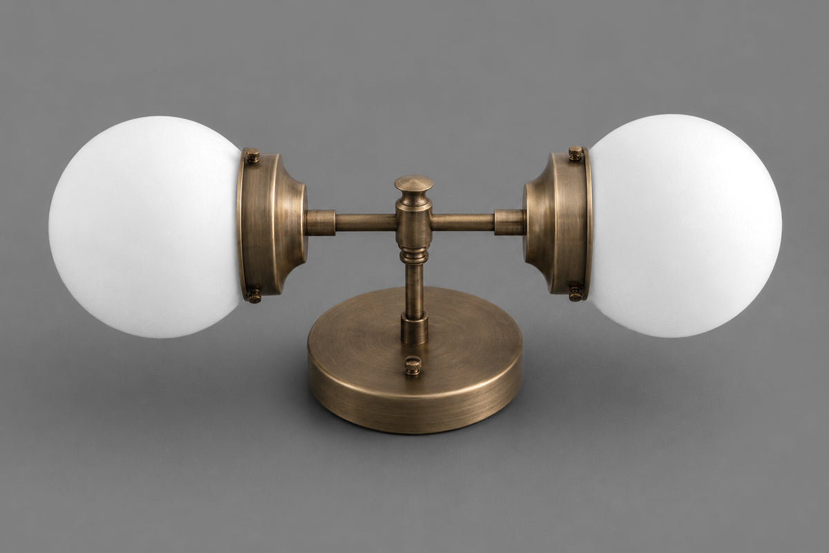 VANITY LIGHT MODEL NO. 2599