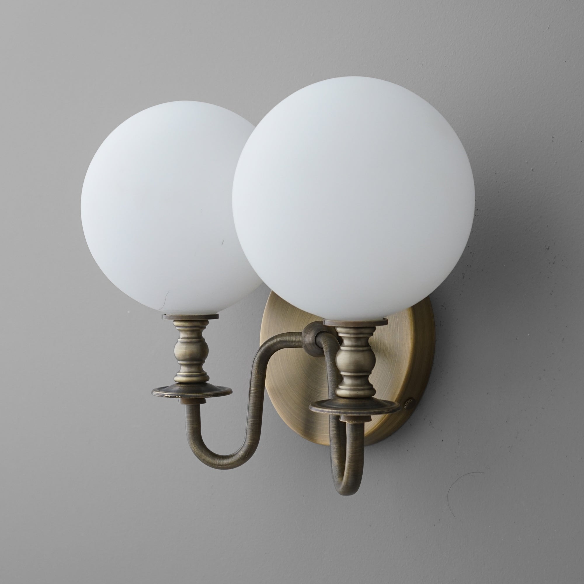 SCONCE MODEL NO. 0405