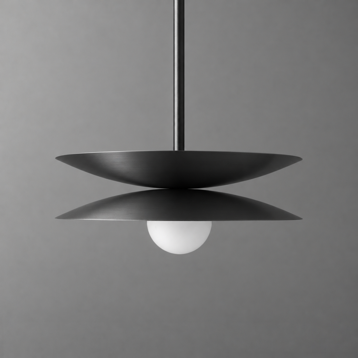 PENDANT MODEL NO. 8372 in Black
