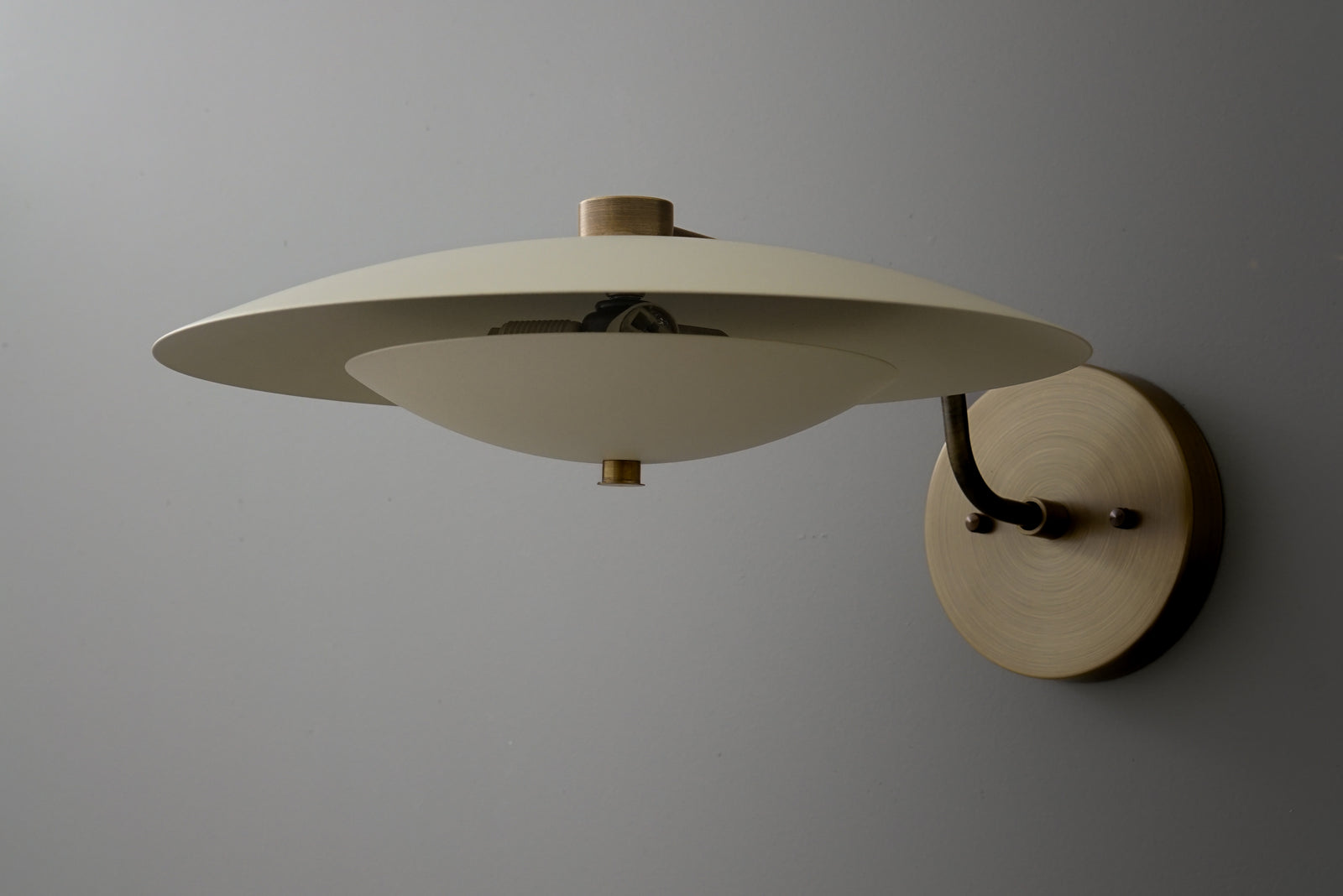 SCONCE MODEL NO. 1581