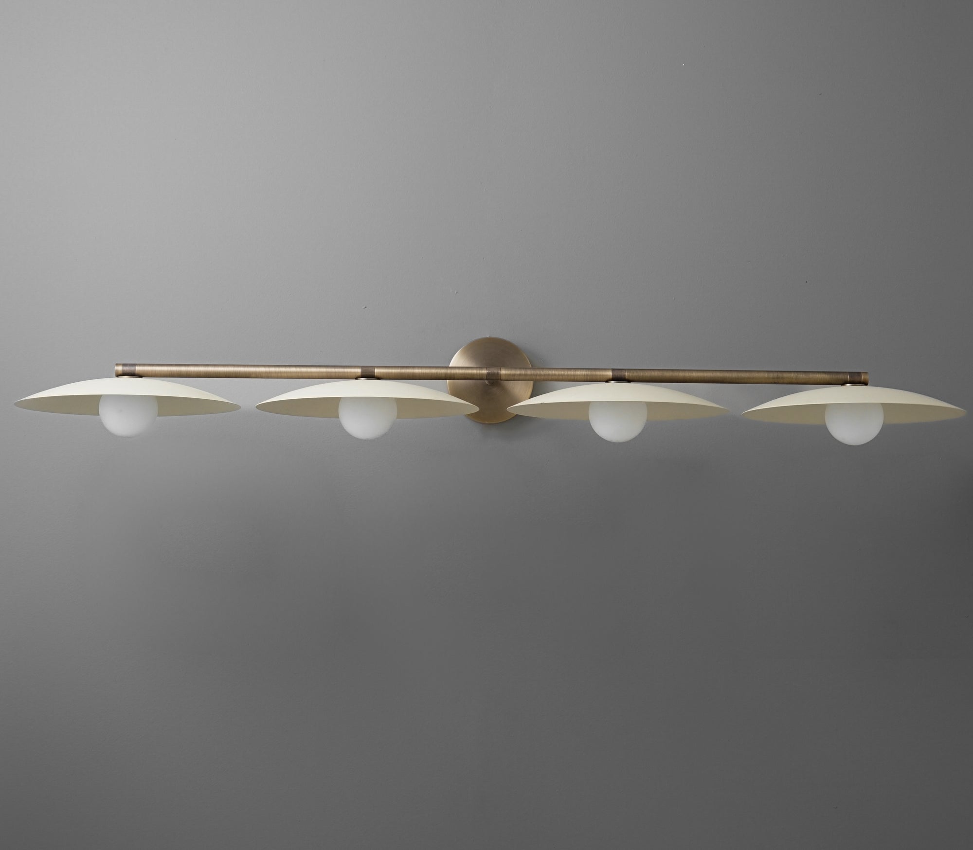 VANITY LIGHT MODEL NO. 1152