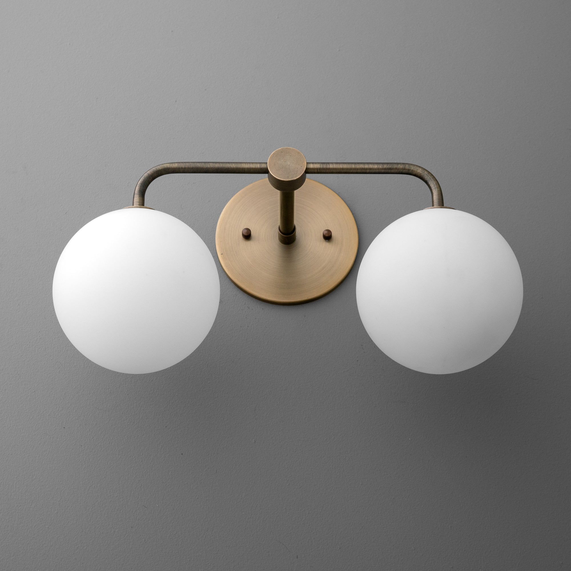 VANITY LIGHT MODEL NO. 1149