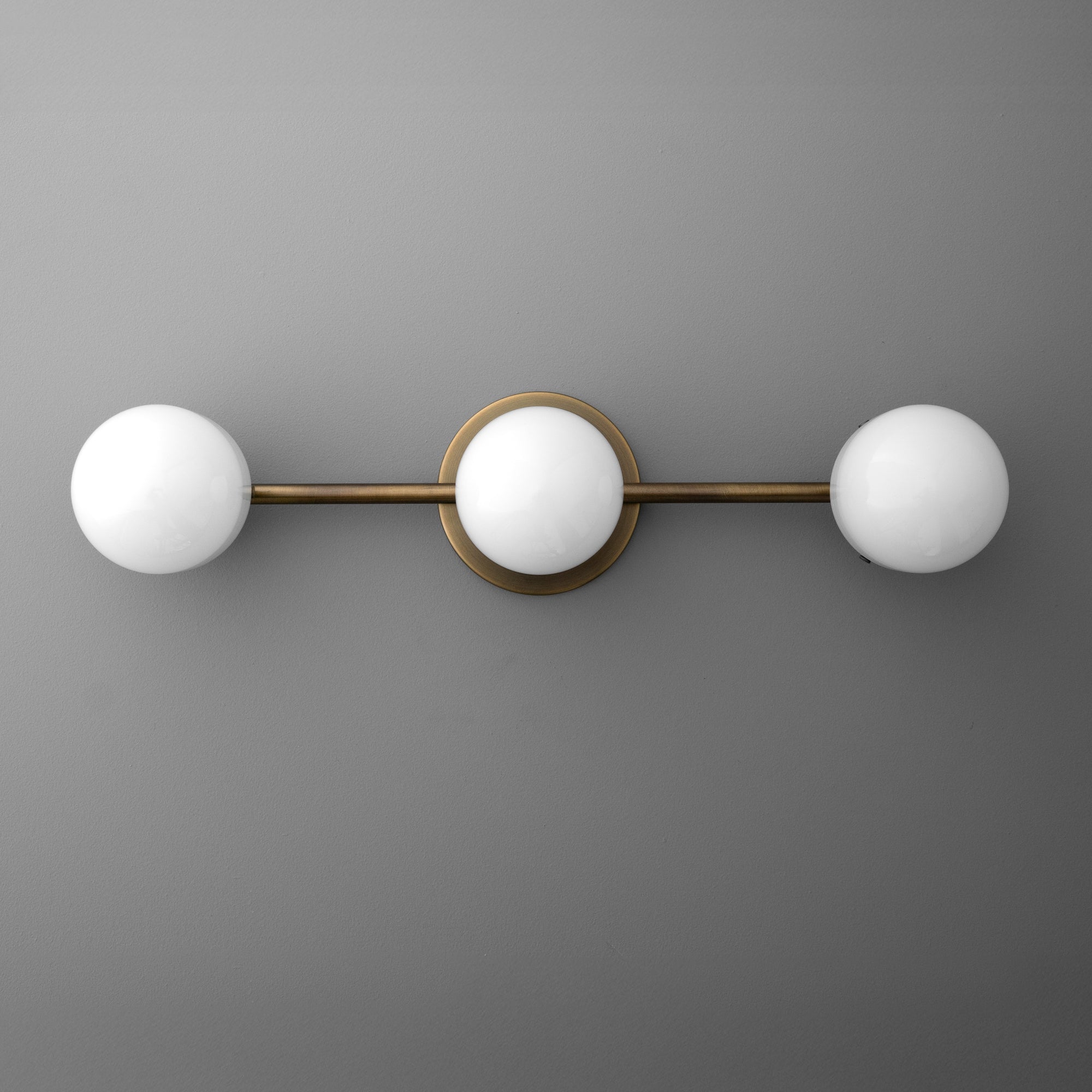VANITY LIGHT MODEL NO. 9157