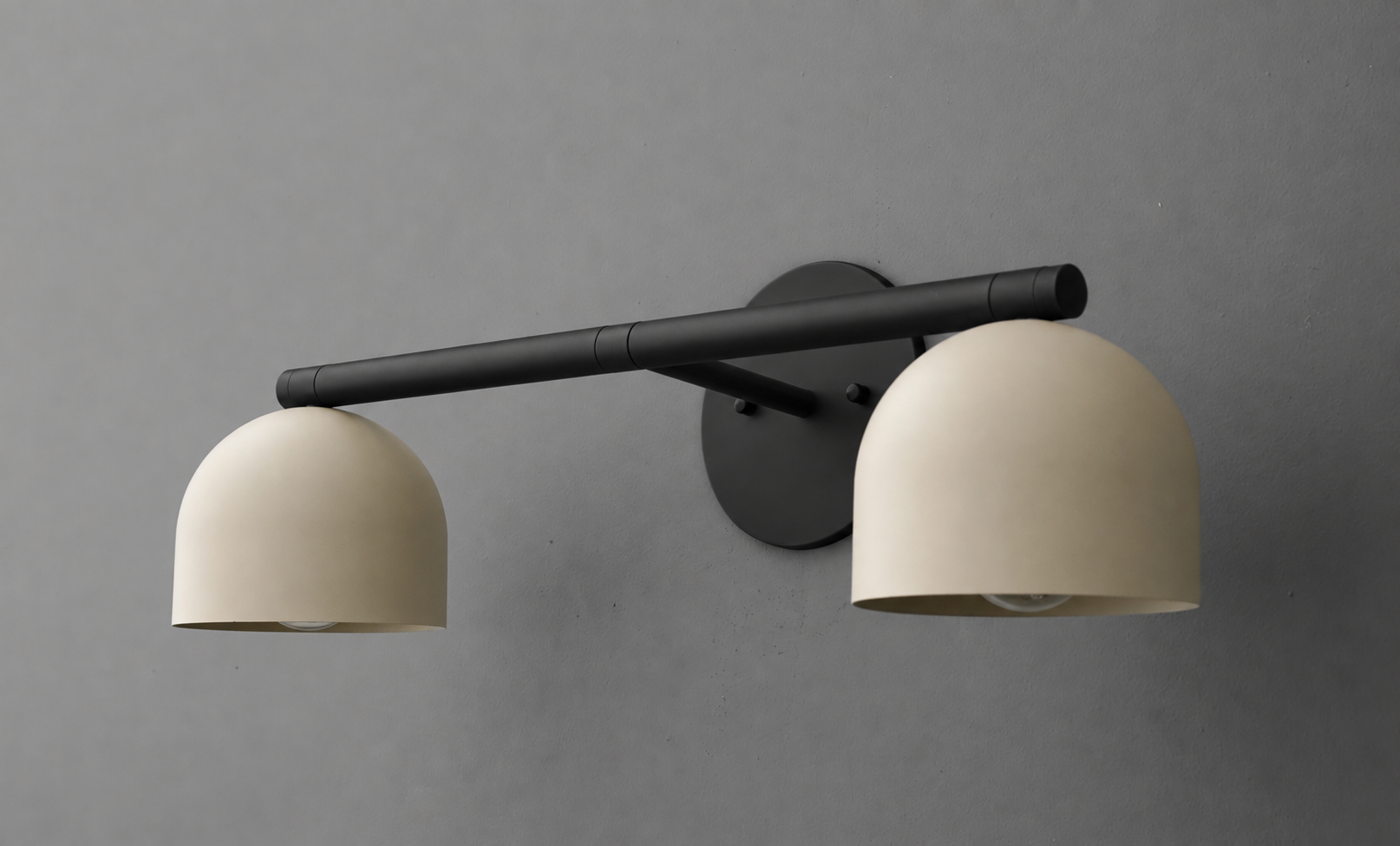VANITY LIGHT MODEL NO. 1186
