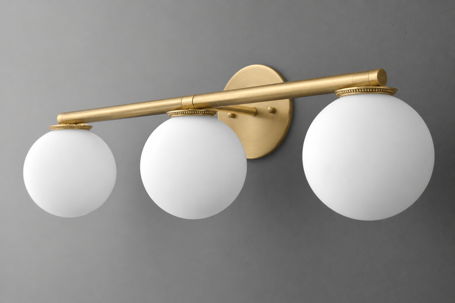 VANITY LIGHT MODEL NO. 1158