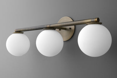 VANITY LIGHT MODEL NO. 1158