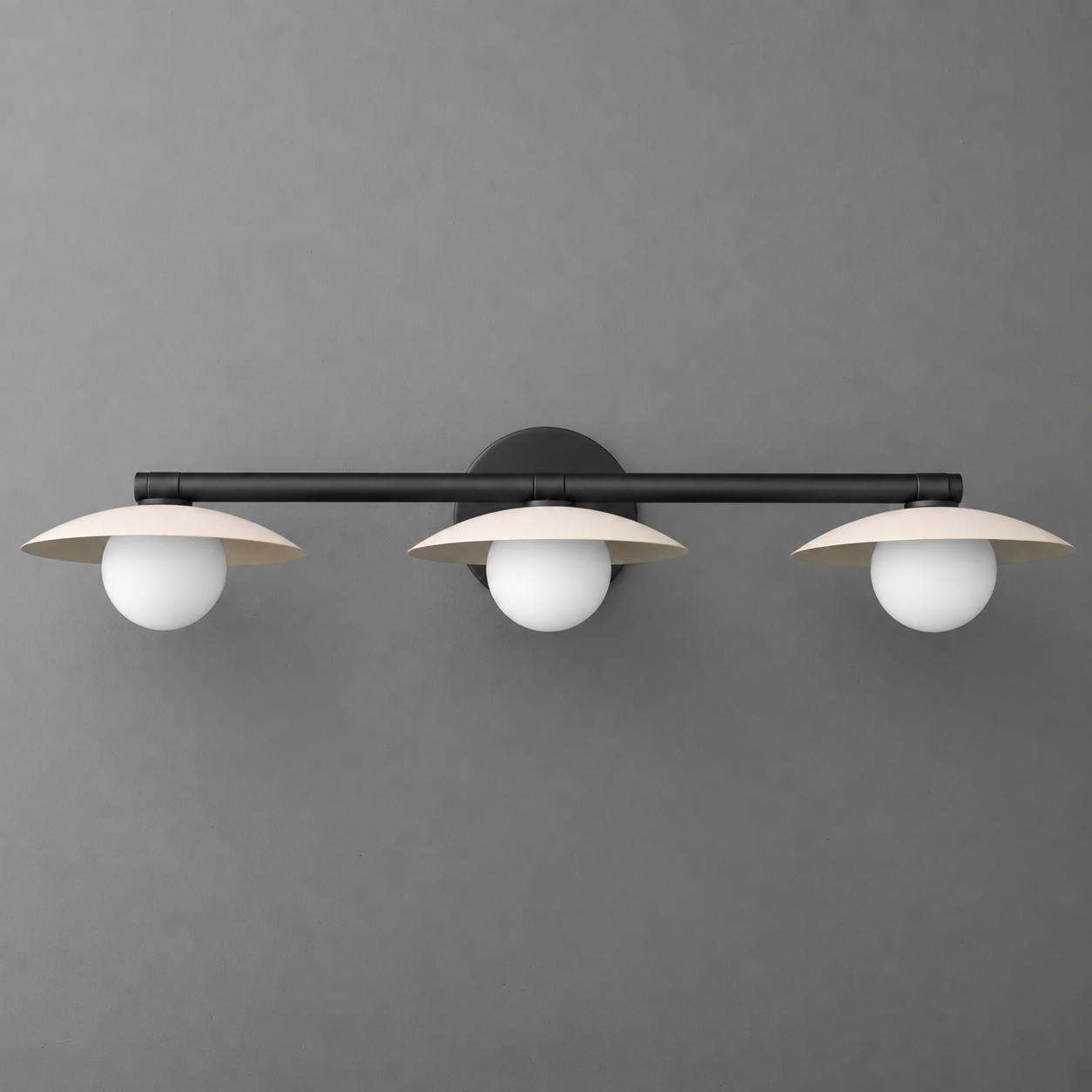 VANITY LIGHT MODEL NO. 1156