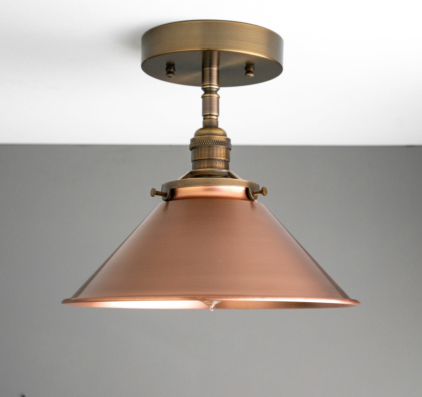 CEILING LIGHT MODEL NO. 7423