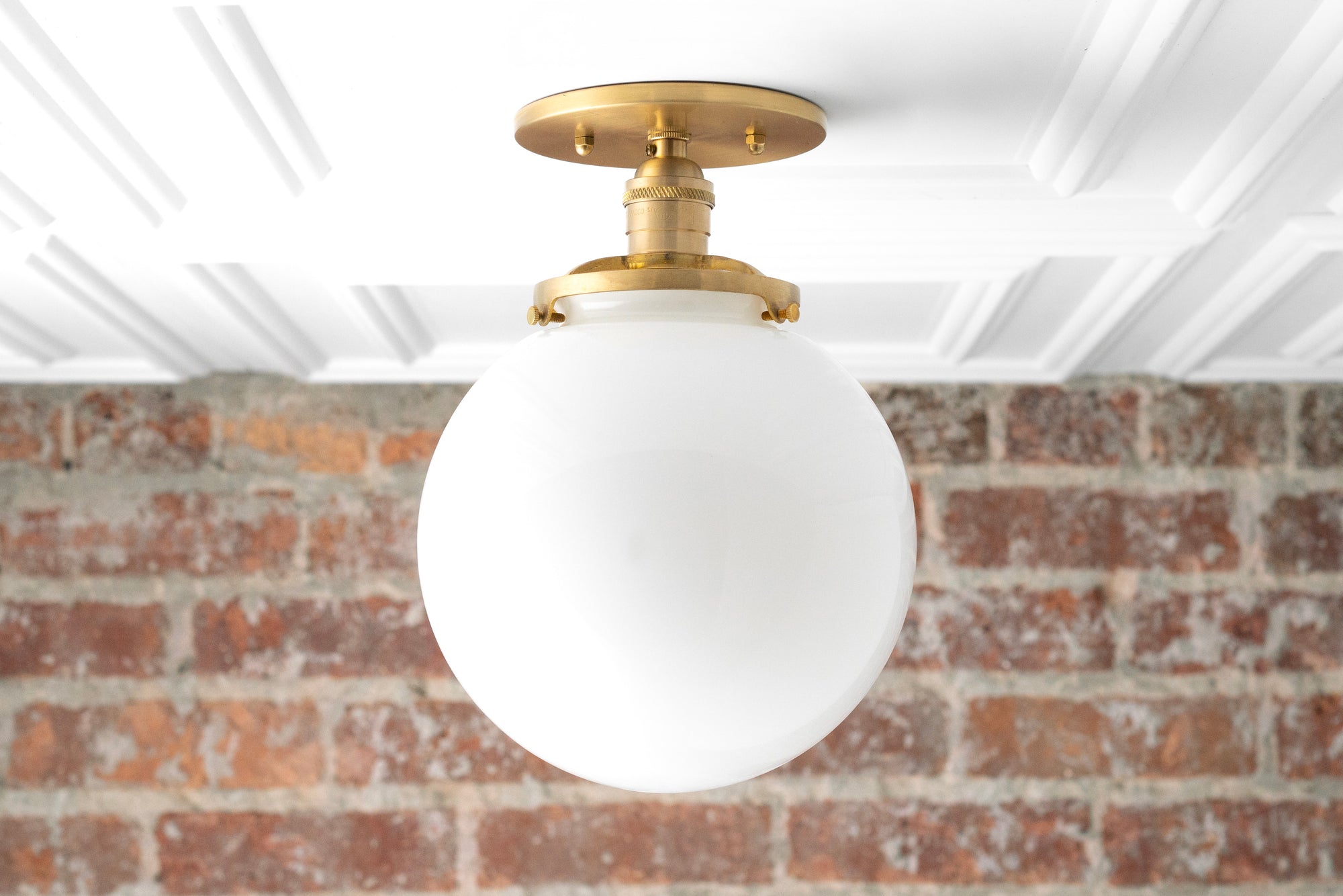 CEILING LIGHT MODEL NO. 1081