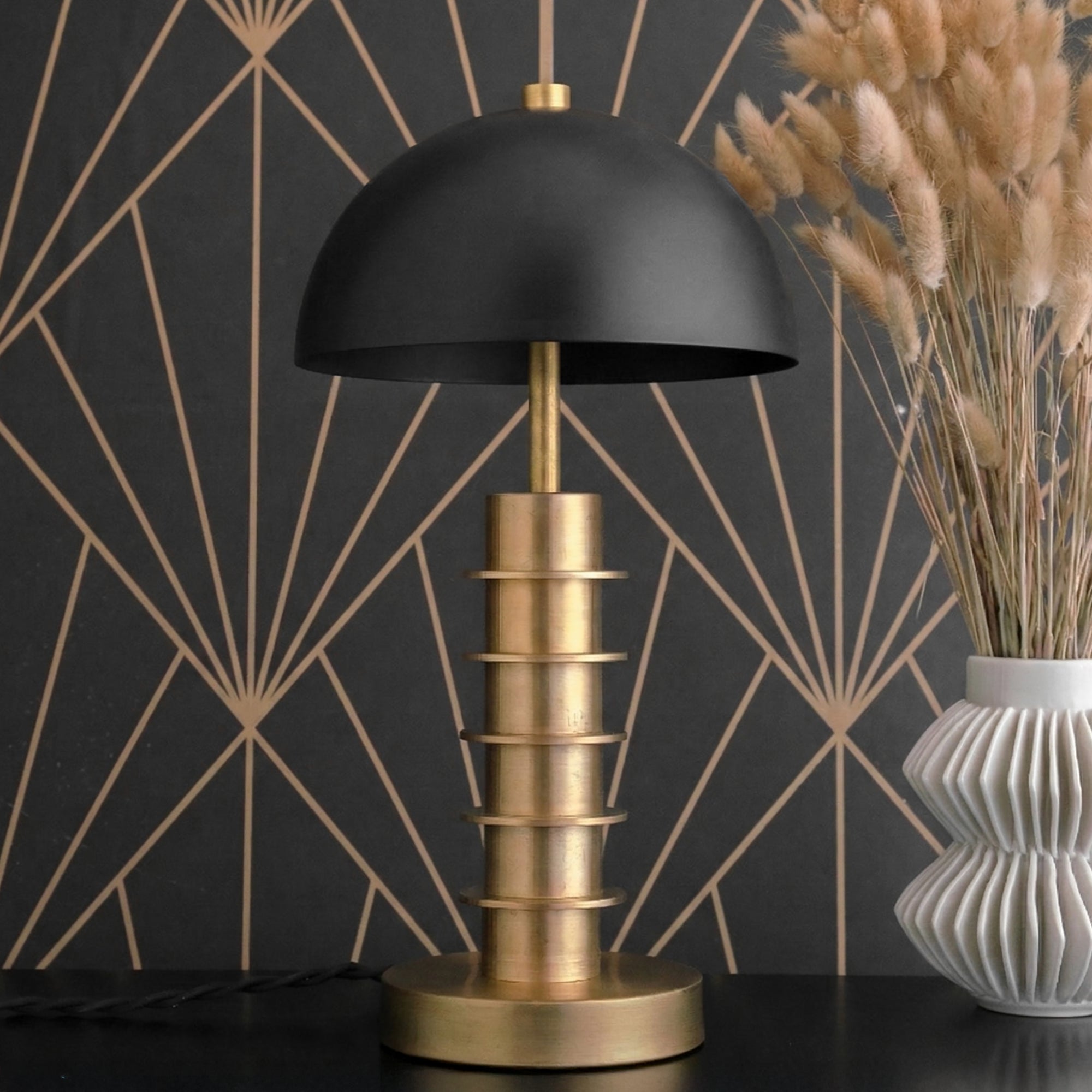 TABLE LAMP MODEL NO. 9987