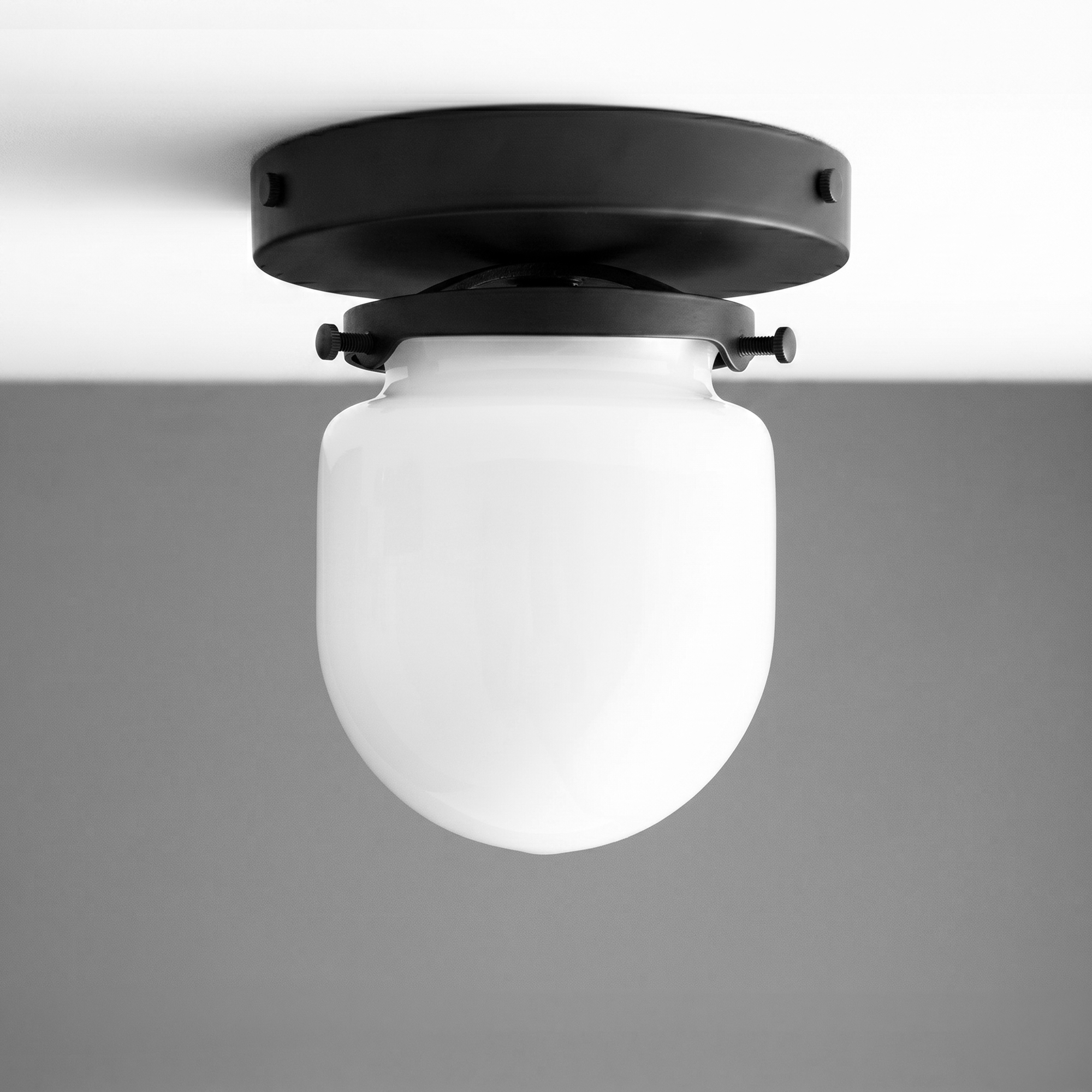 CEILING LIGHT MODEL NO. 6213