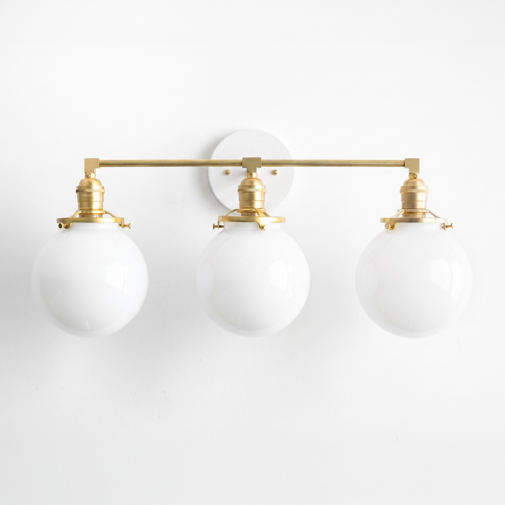 VANITY LIGHT MODEL NO. 4111