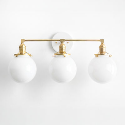 VANITY LIGHT MODEL NO. 4111