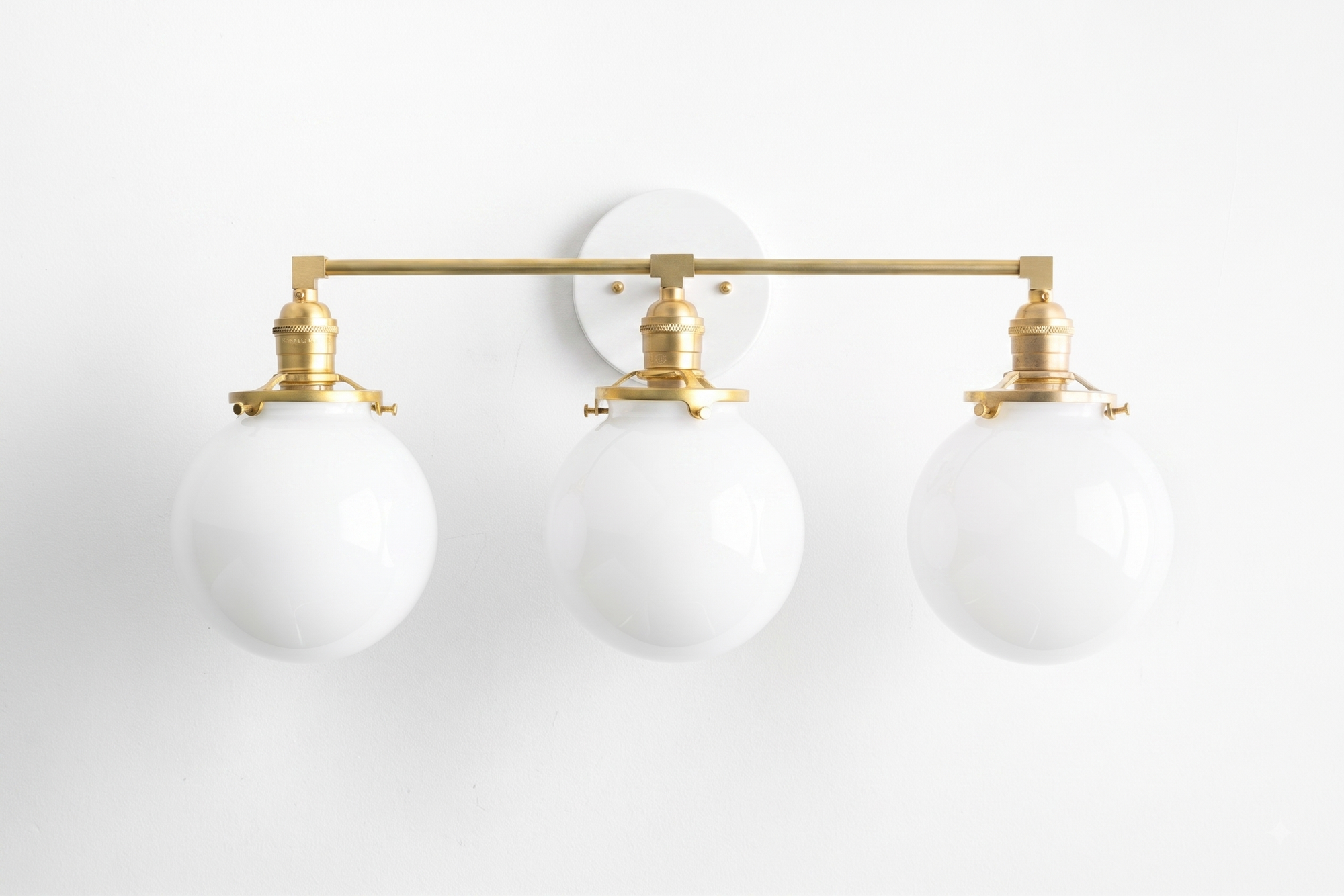 VANITY LIGHT MODEL NO. 4111