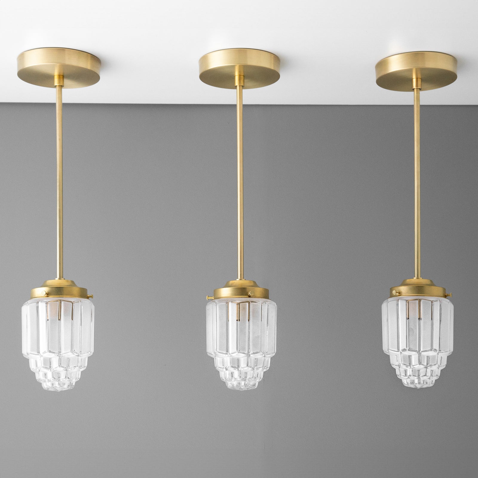 PENDANT MODEL NO. 5492