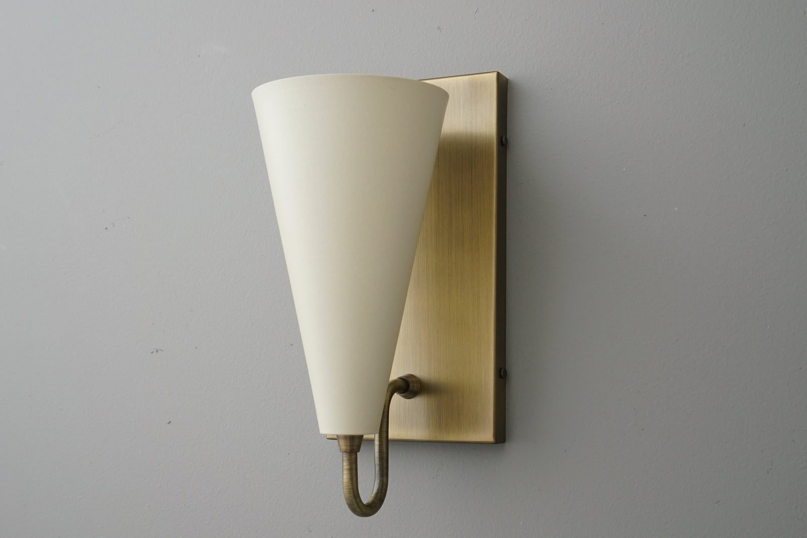 Sconce Light- Model No. 4062