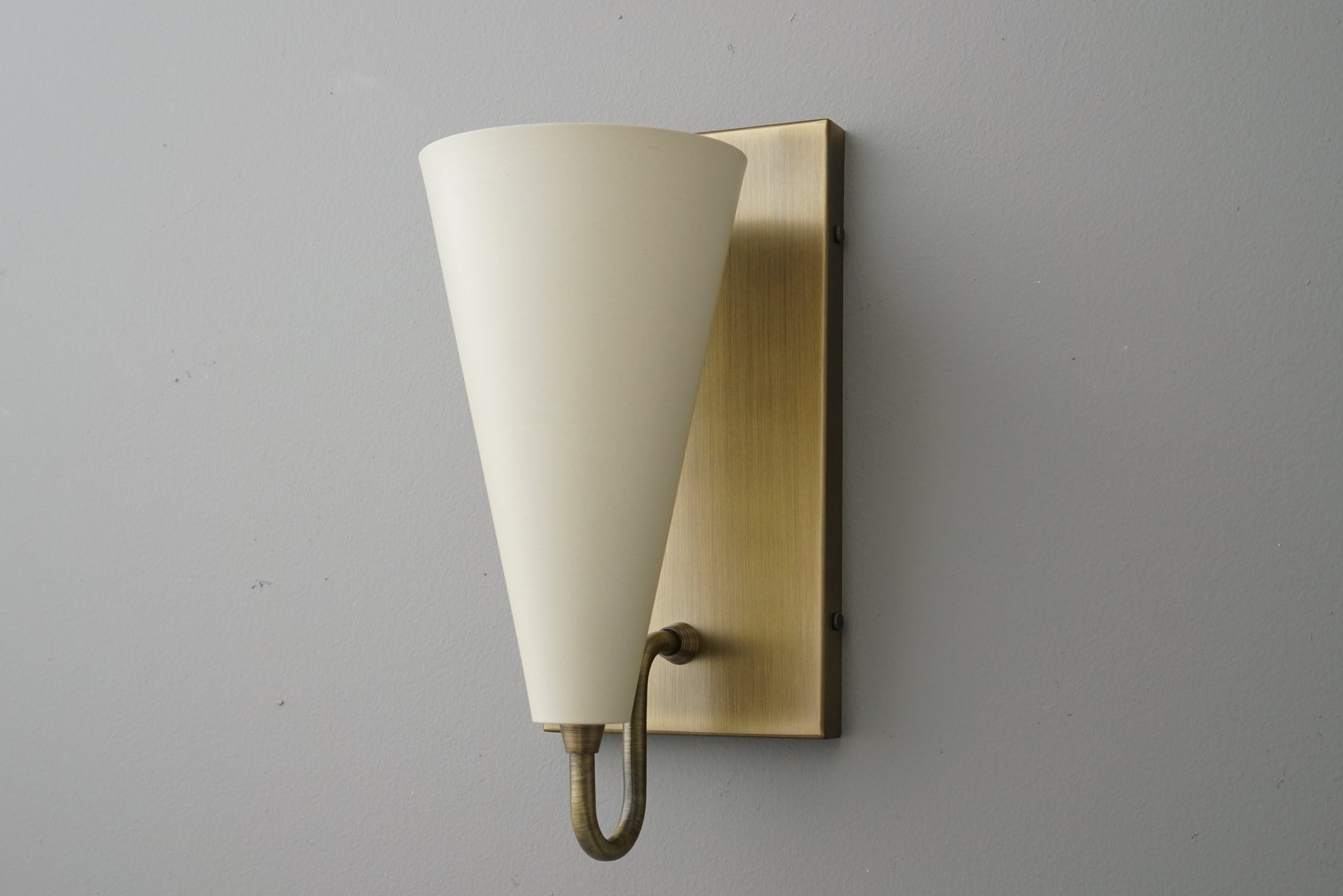 Sconce Light- Model No. 4062