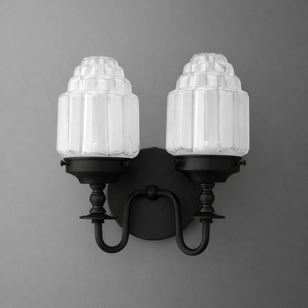 VANITY LIGHT MODEL NO. 8912